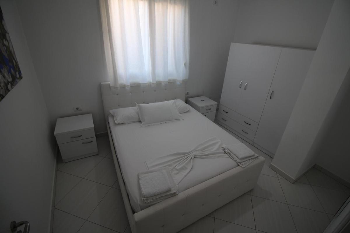 Eleana Apartments