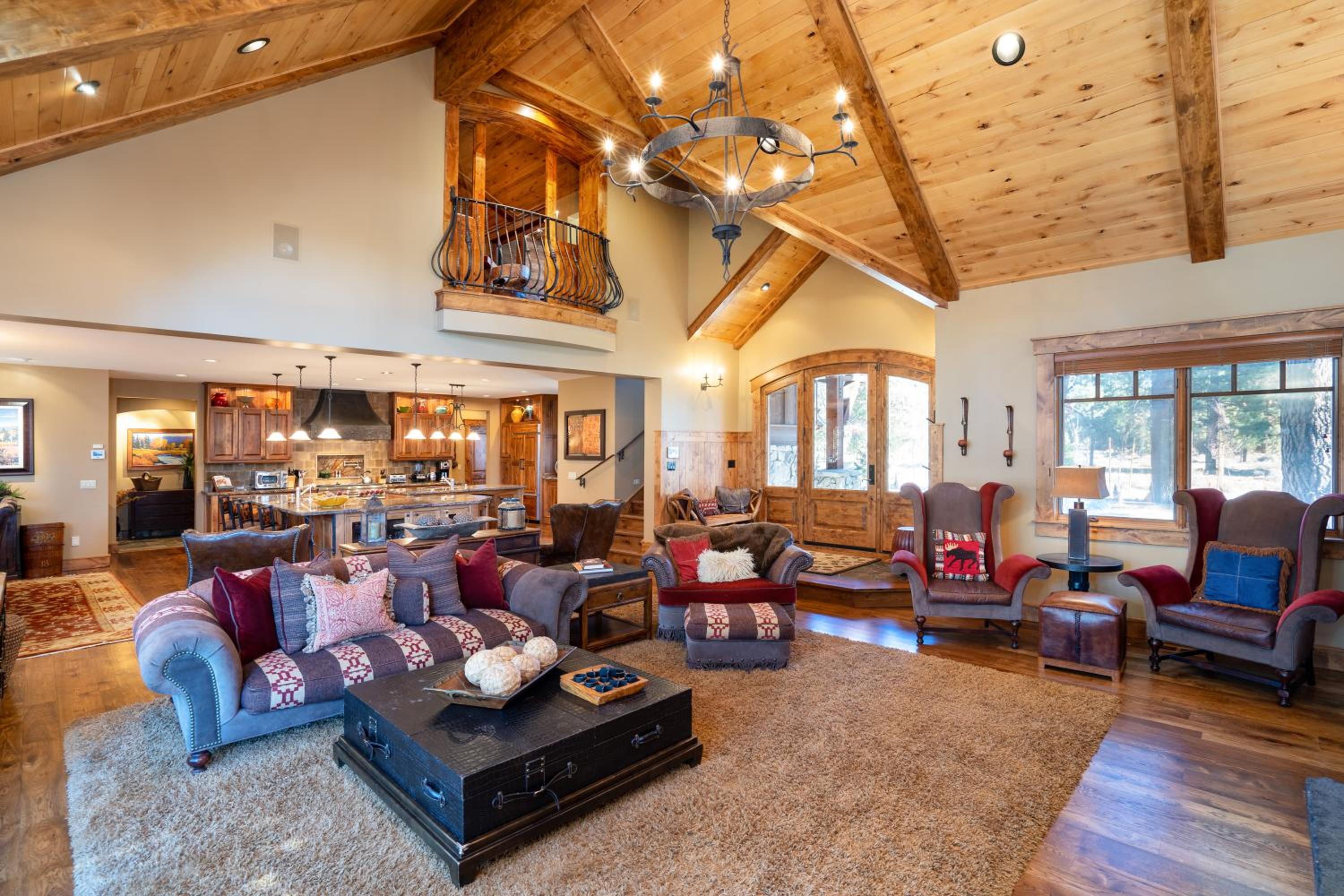 Lake Tahoe Vacations - Luxury 4BD Located at Old Greenwood! - Property Image 14