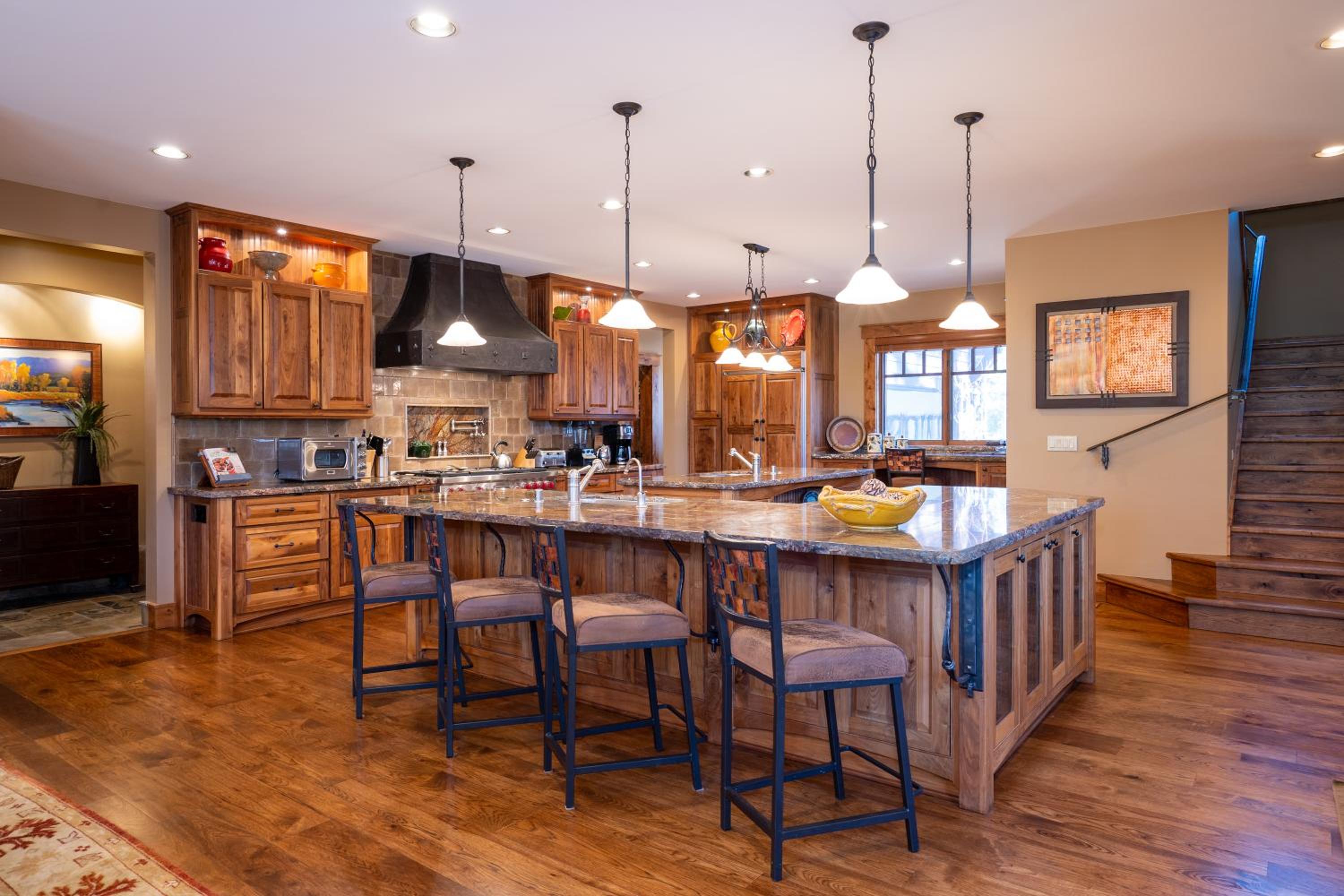 Lake Tahoe Vacations - Luxury 4BD Located at Old Greenwood! - Property Image 15