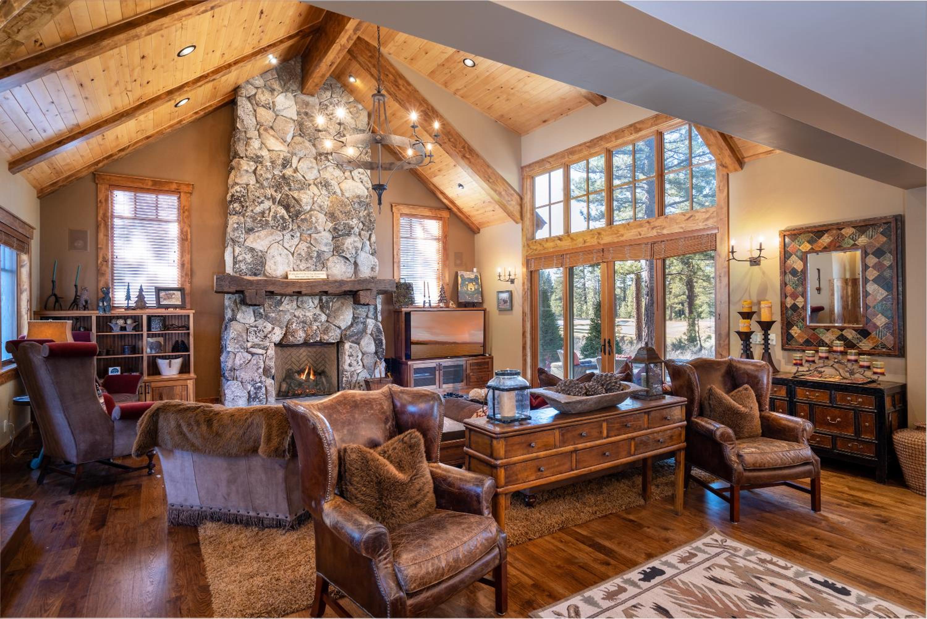 Lake Tahoe Vacations - Luxury 4BD Located at Old Greenwood! - Property Image 17