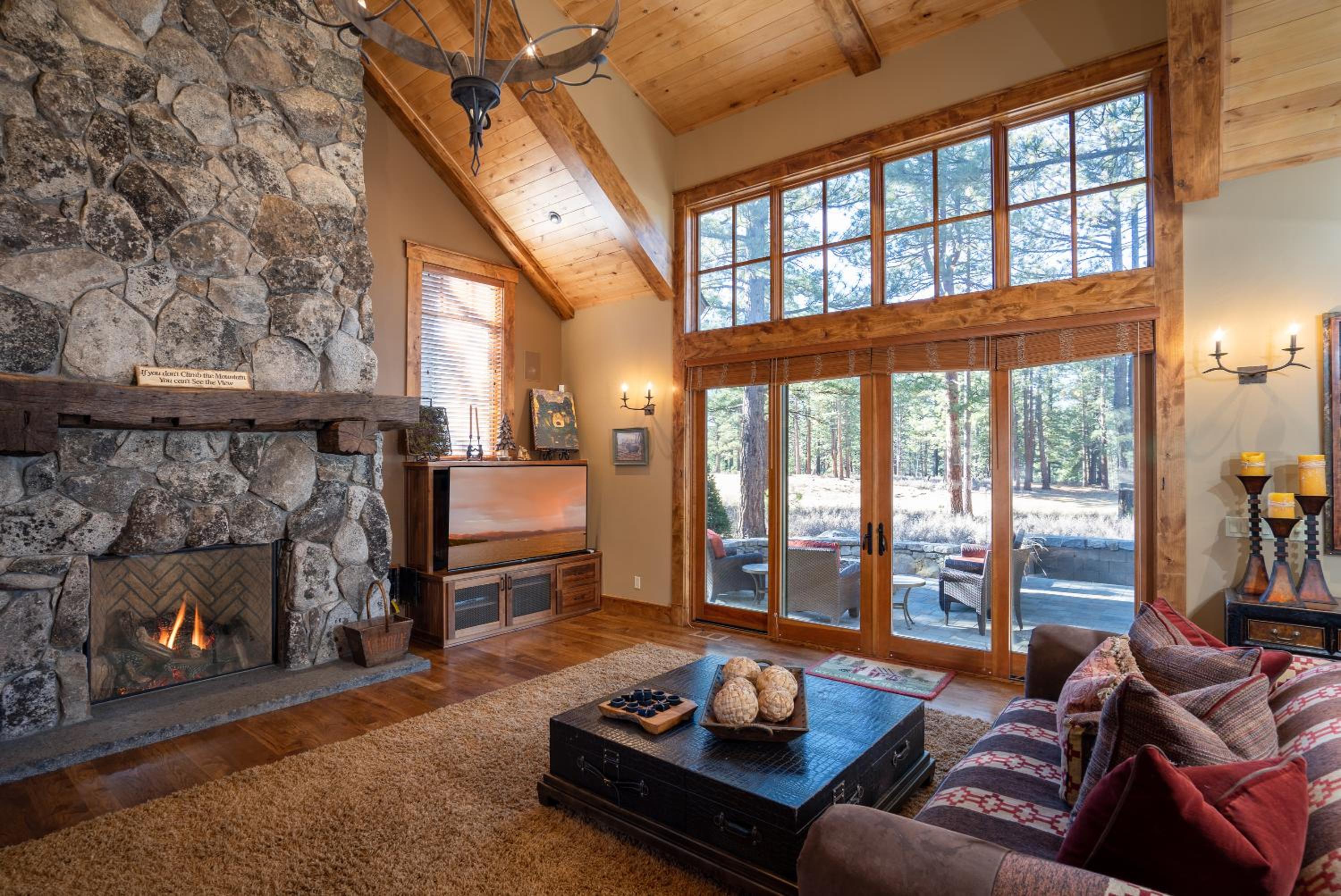 Lake Tahoe Vacations - Luxury 4BD Located at Old Greenwood! - Property Image 19