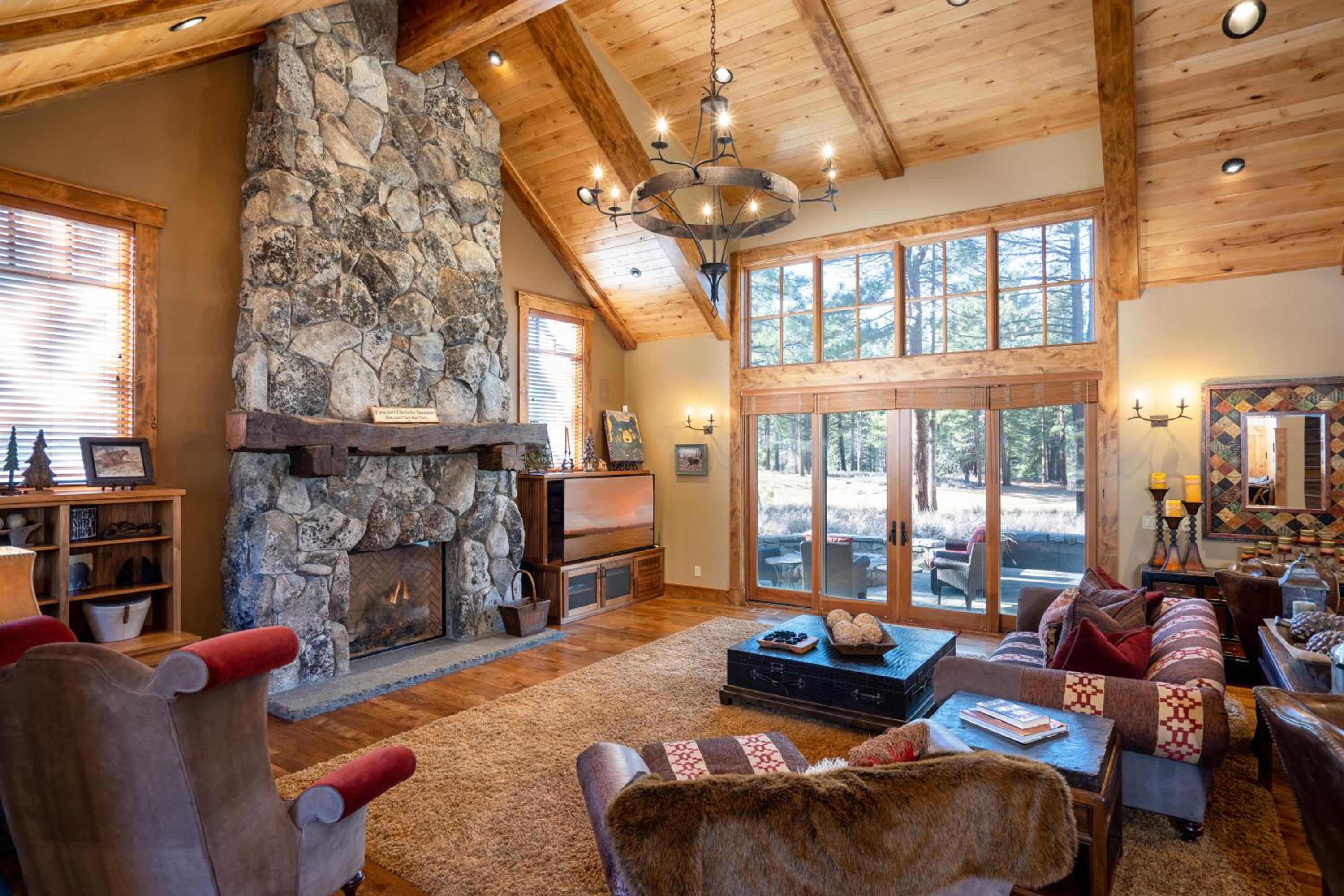 Lake Tahoe Vacations - Luxury 4BD Located at Old Greenwood! - Property Image 20