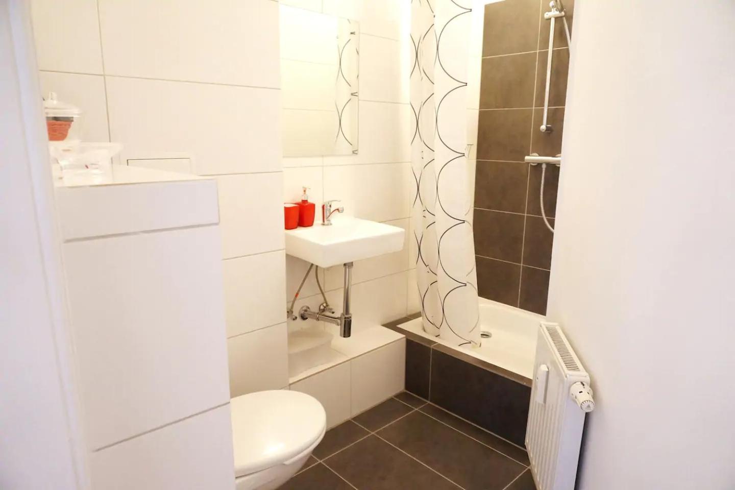 Cozy studio in Friedrichshain, 4 quiet guests only