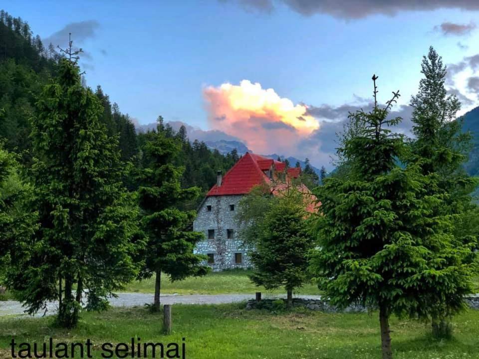 Villas Jezerca