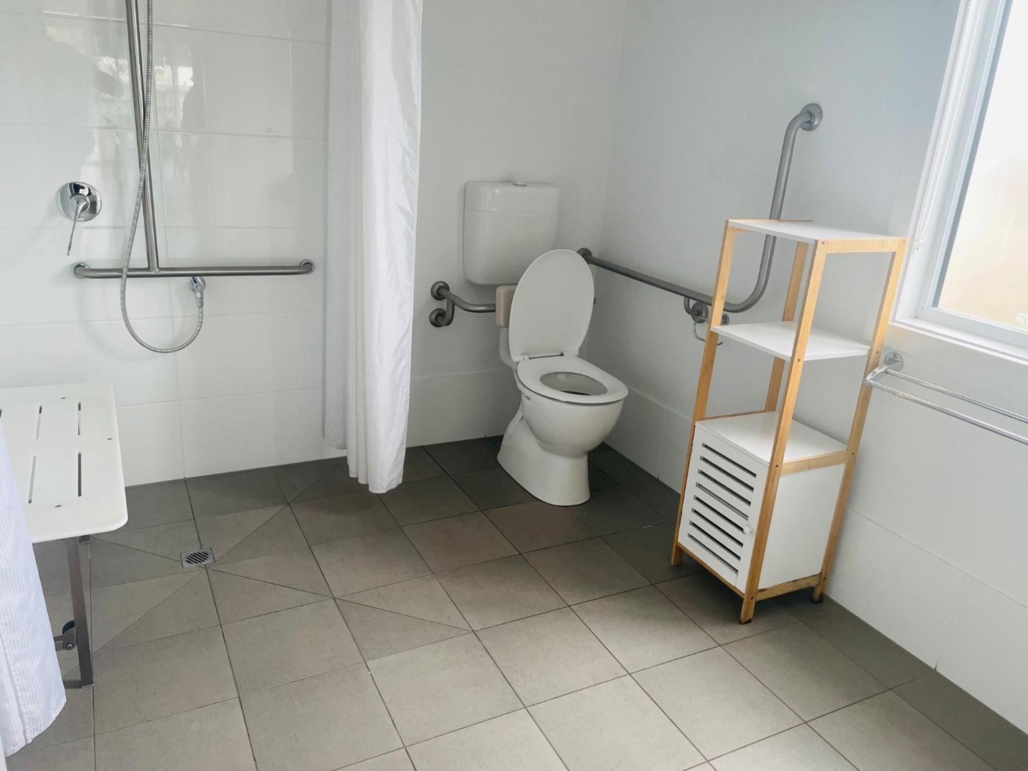 Photo 43