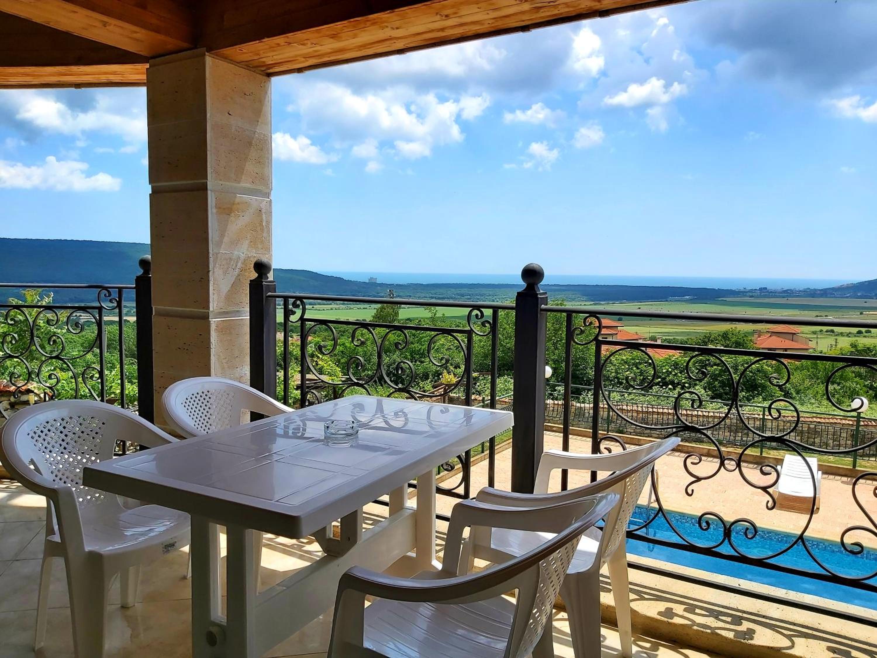 Villa Makeli