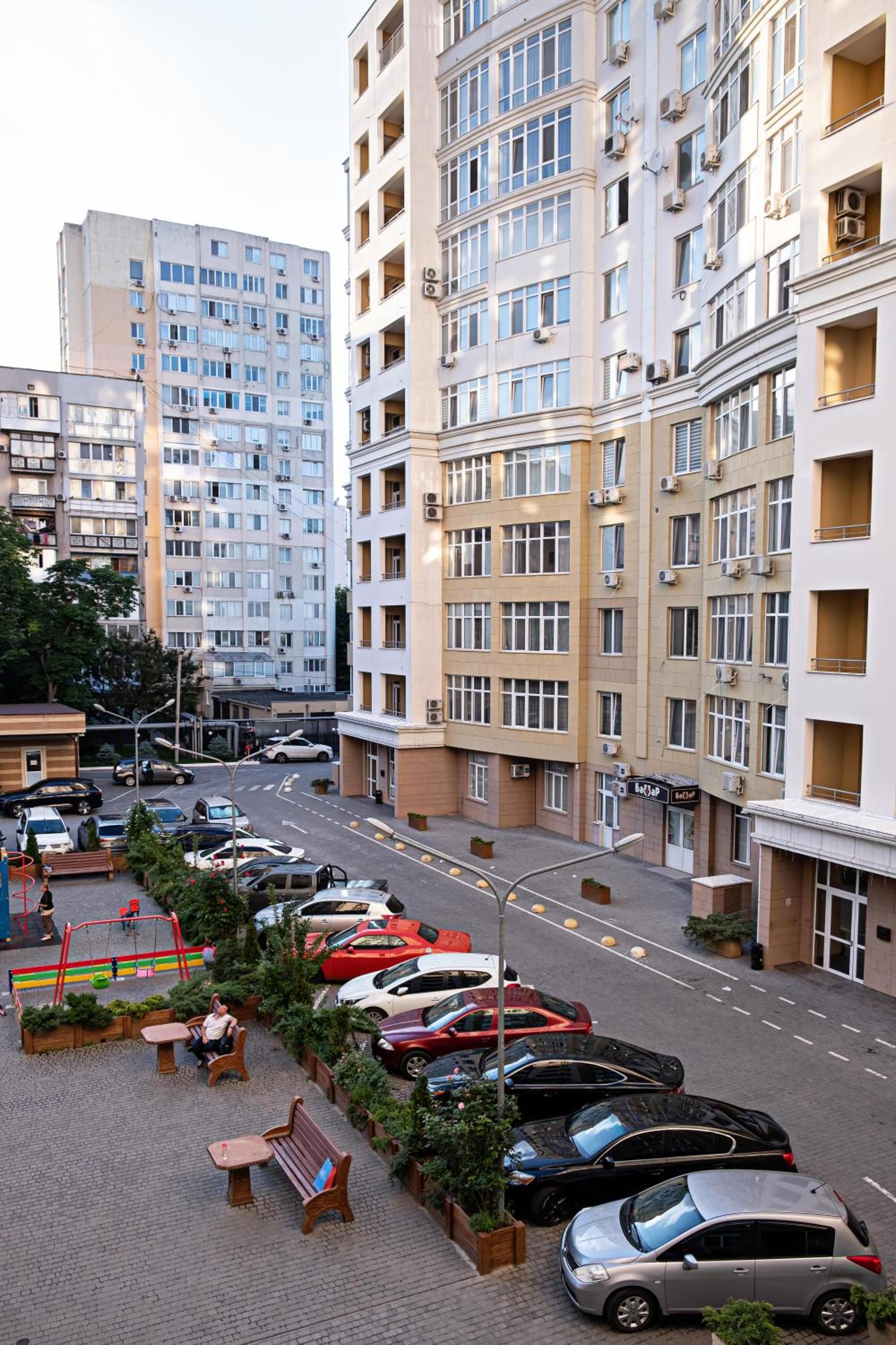 Arcadia Hills Apartment view 3