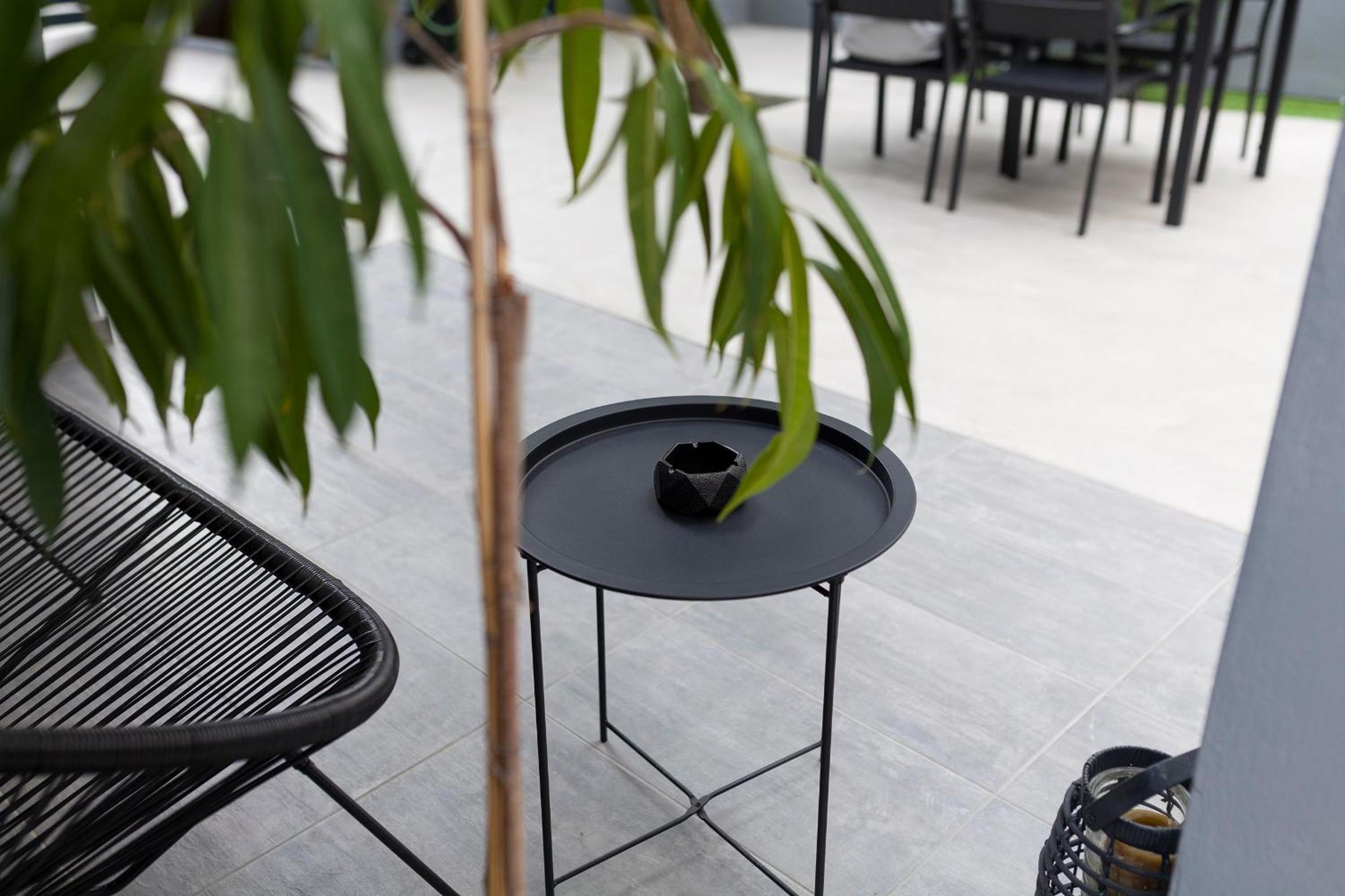 Spacious flat with courtyard in Peristeri!