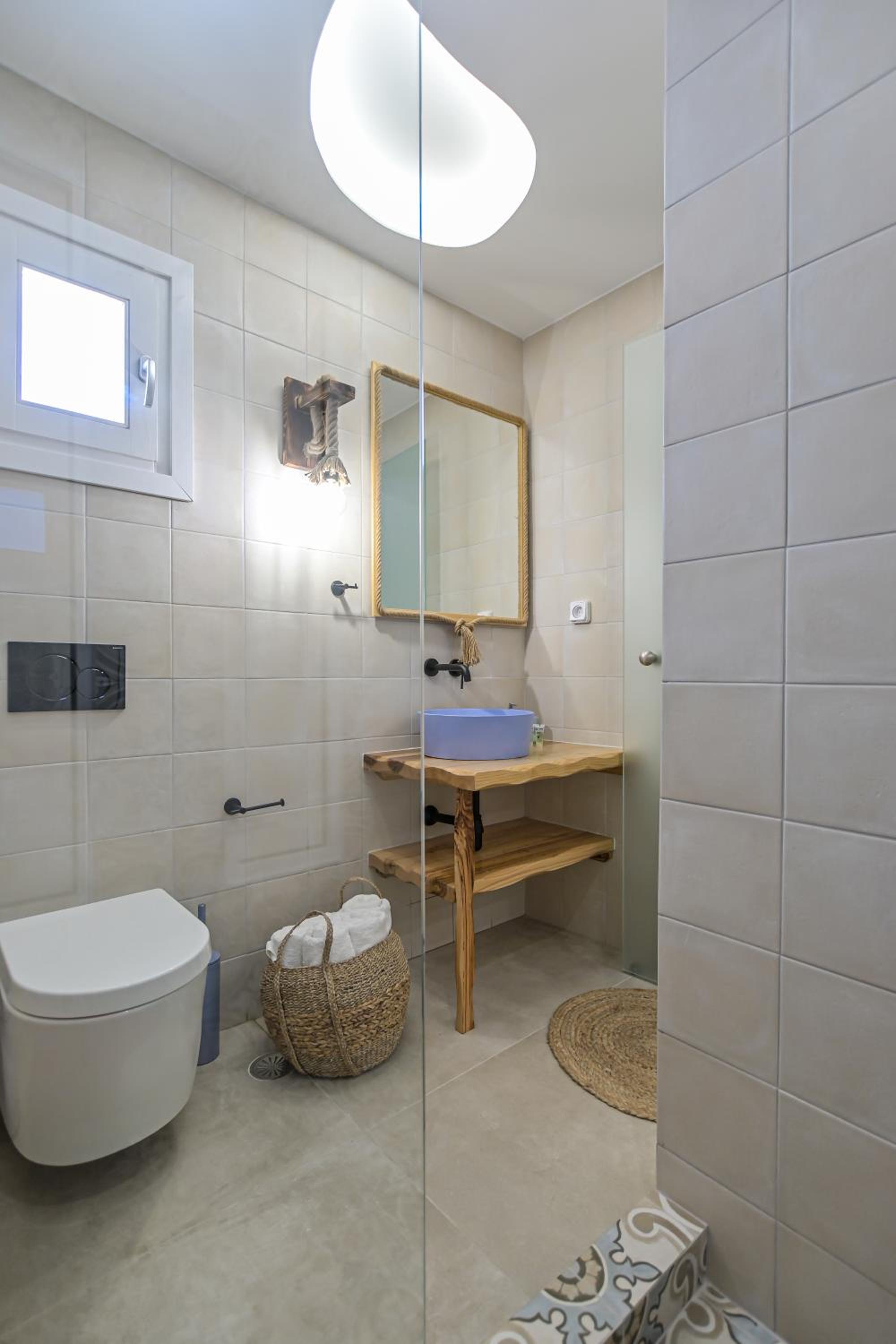 Alykes Studios & Suites