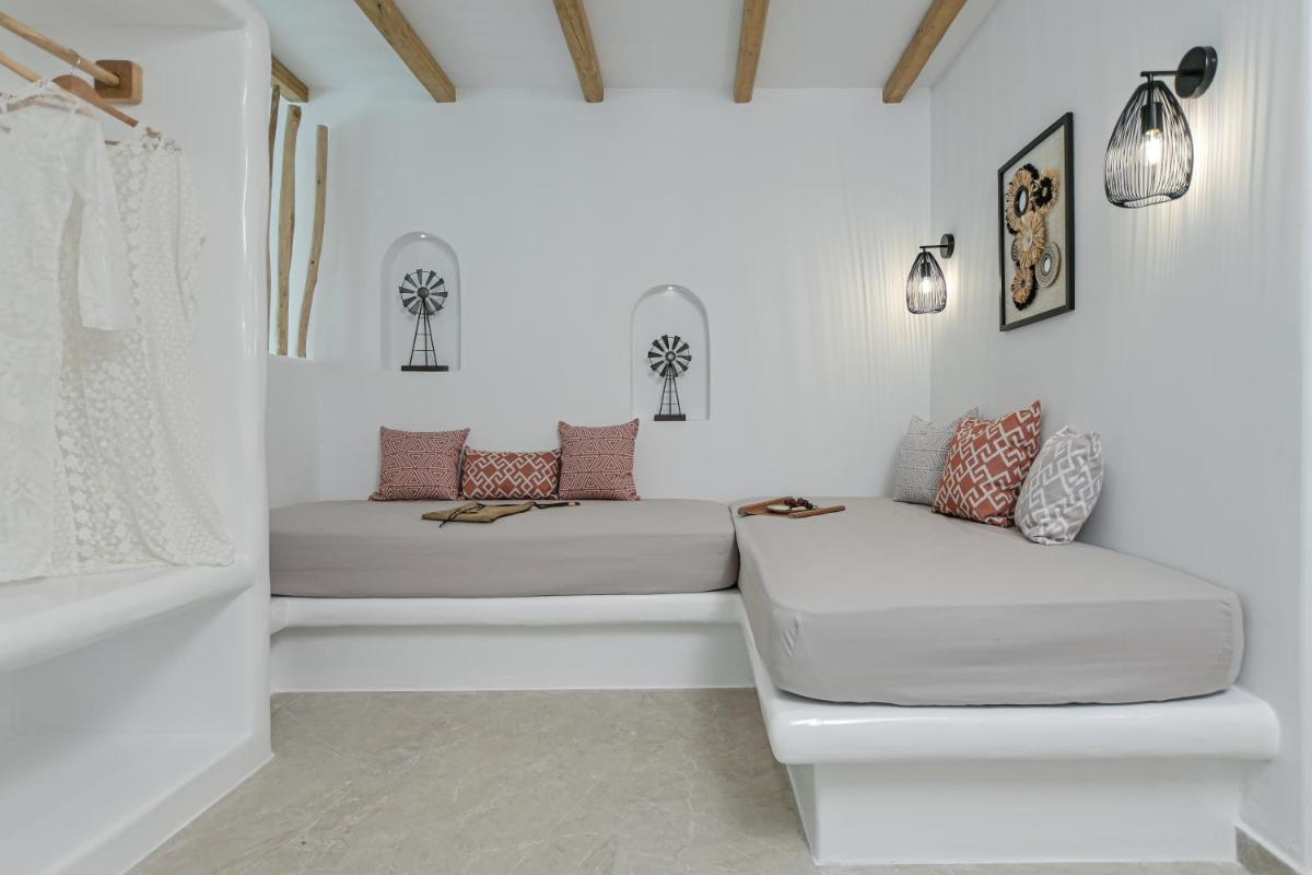 Alykes Studios & Suites