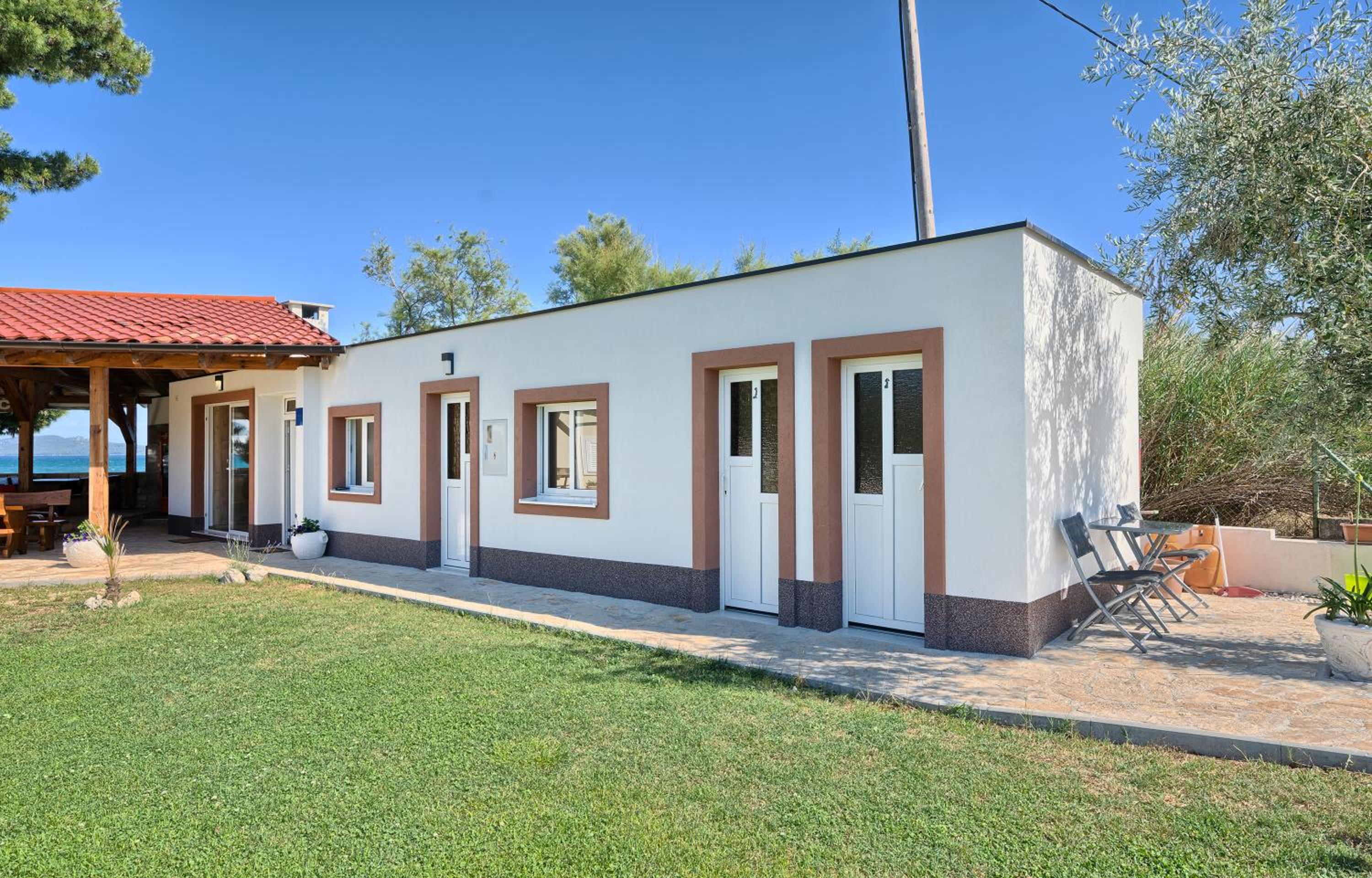 Apartments & Bungalows Ivanović