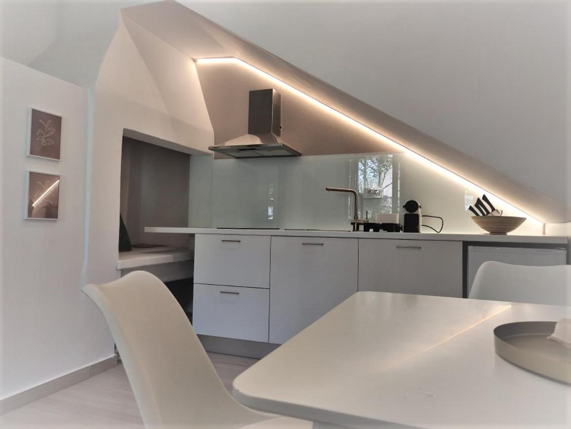 Valentina's Luxury House view 4
