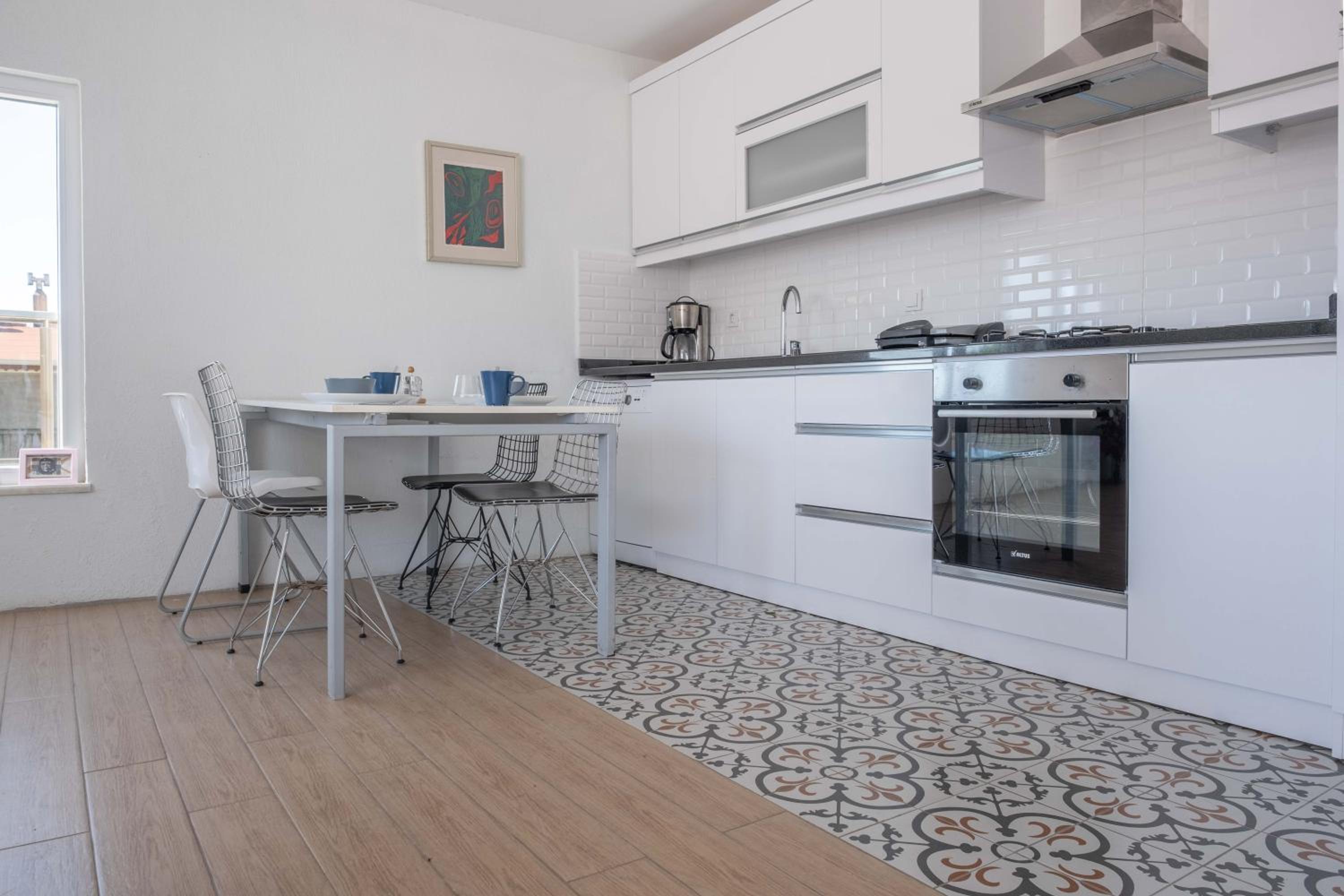 EV Apartments