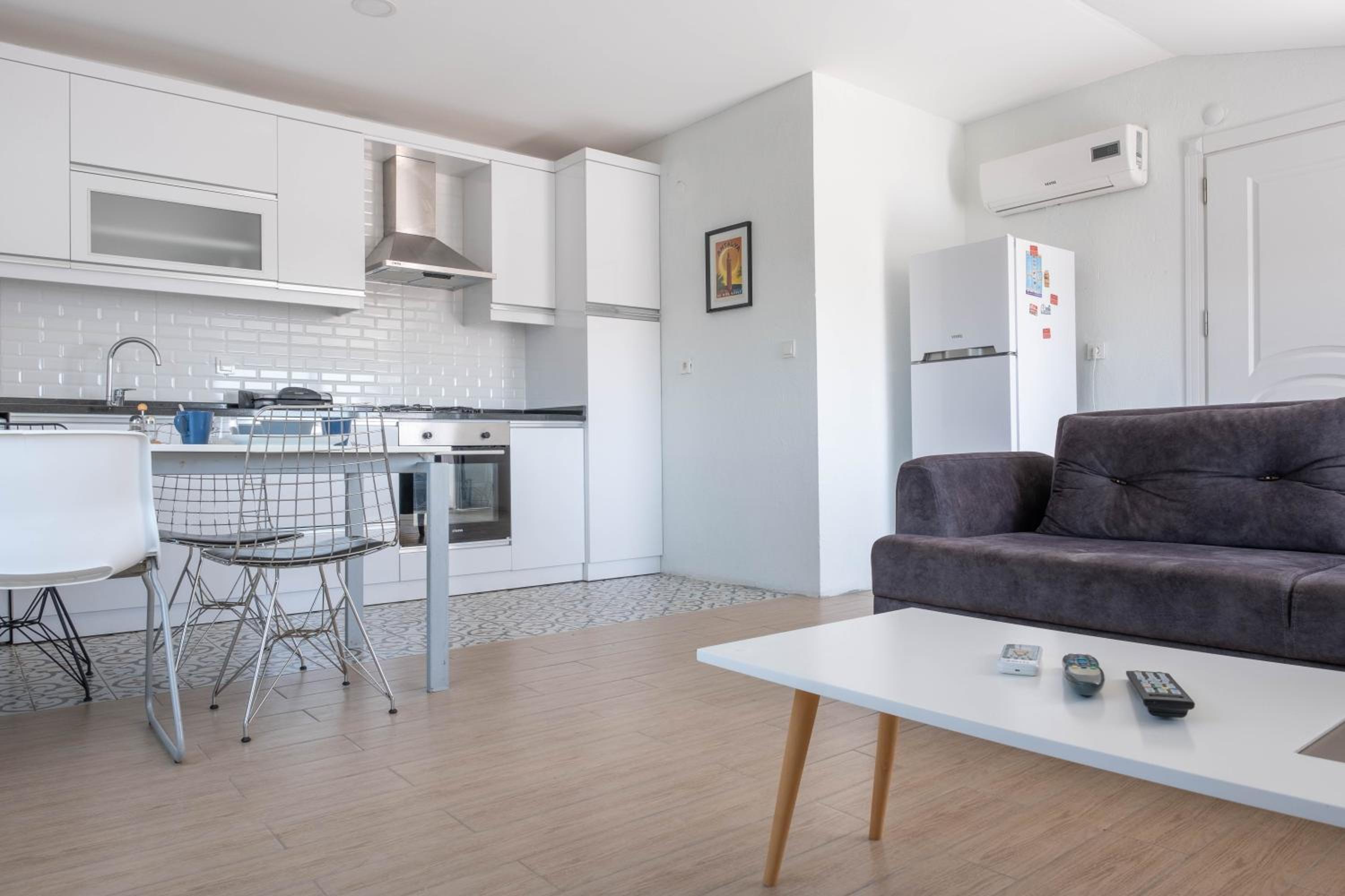 EV Apartments