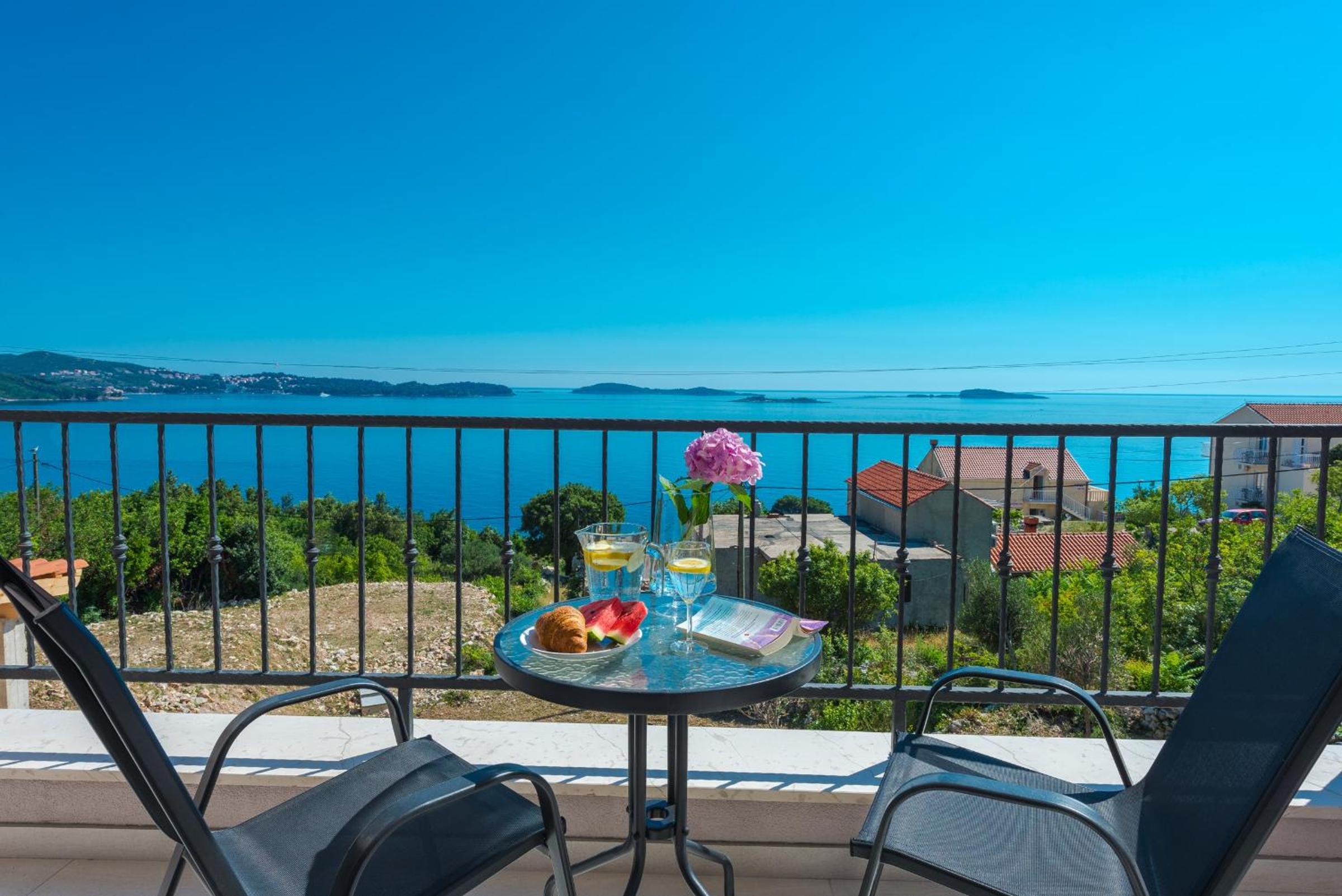 Apartments Villa Made 4U