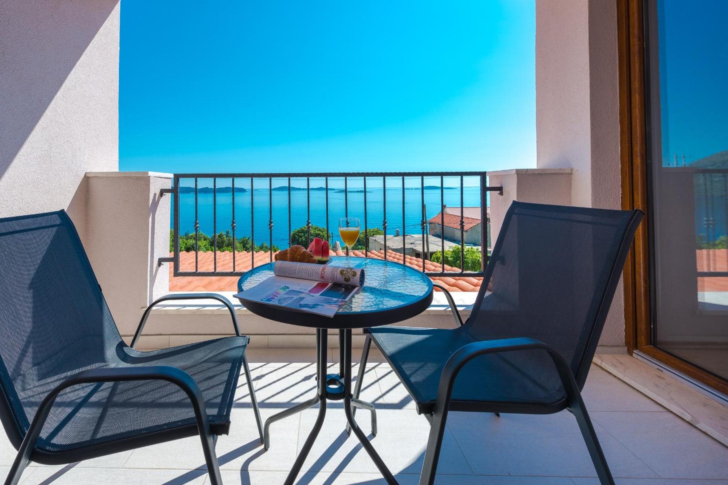 Apartments Villa Made 4U