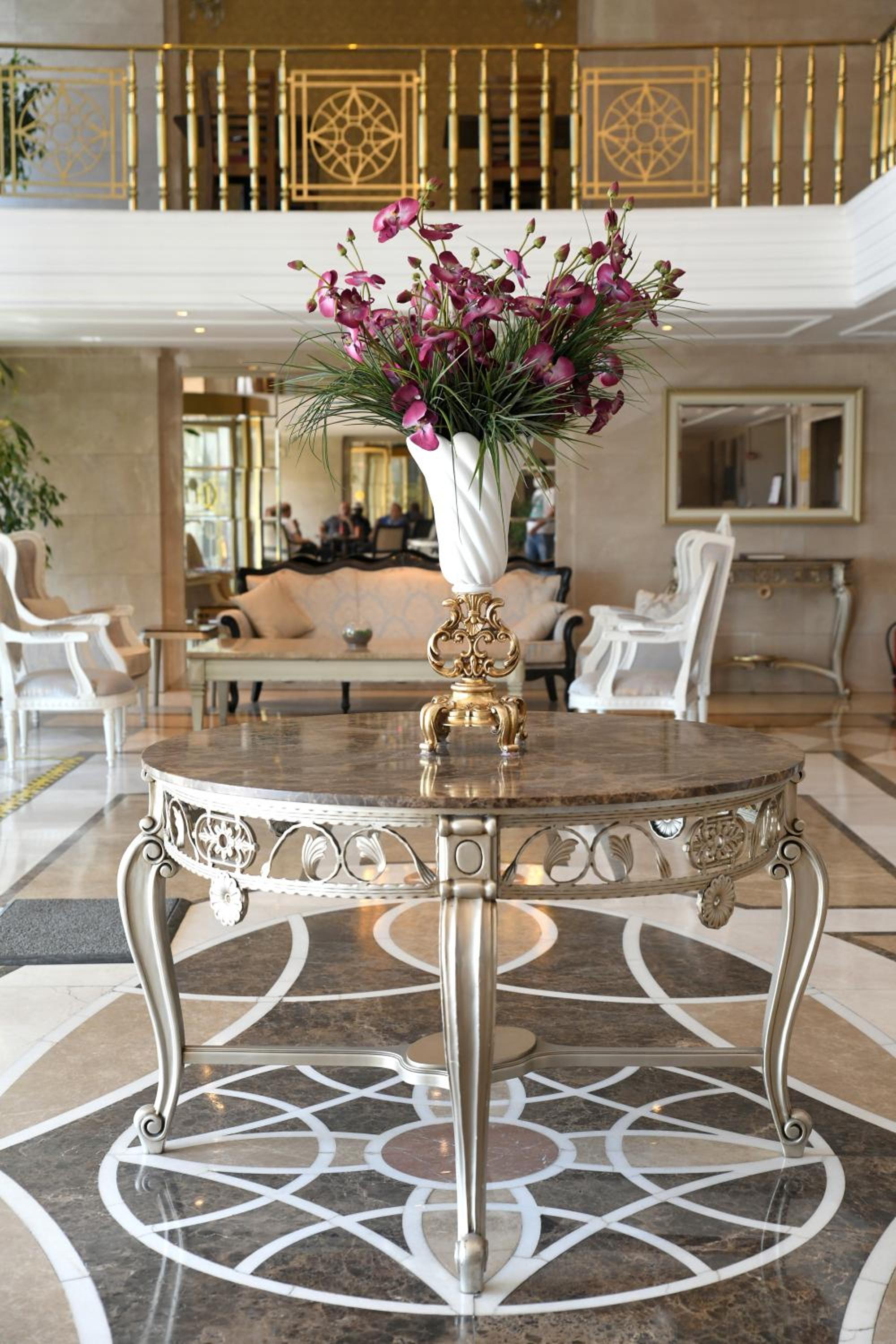 Grand Halic Goldenhorn - Image 60