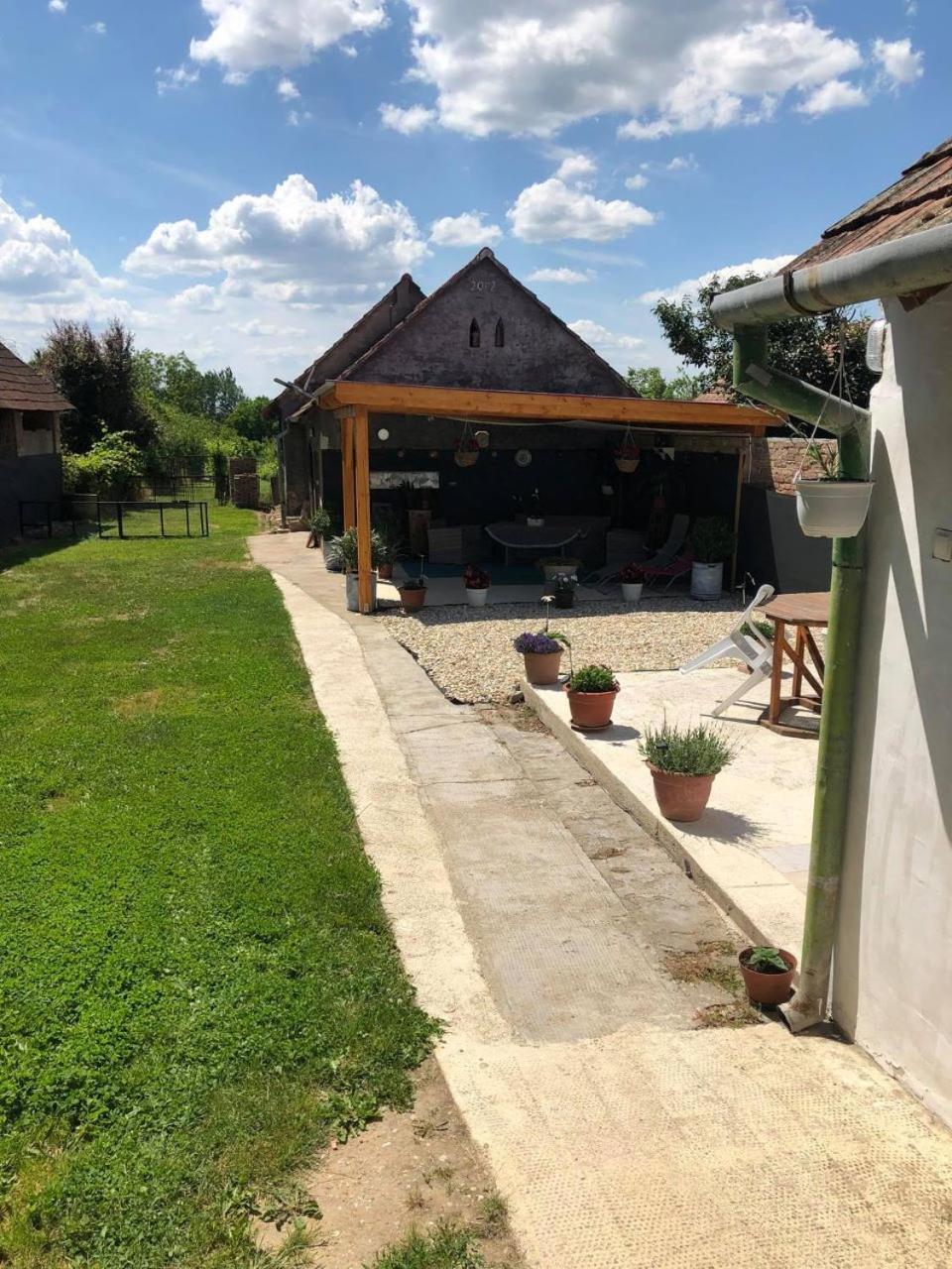 Photo 17