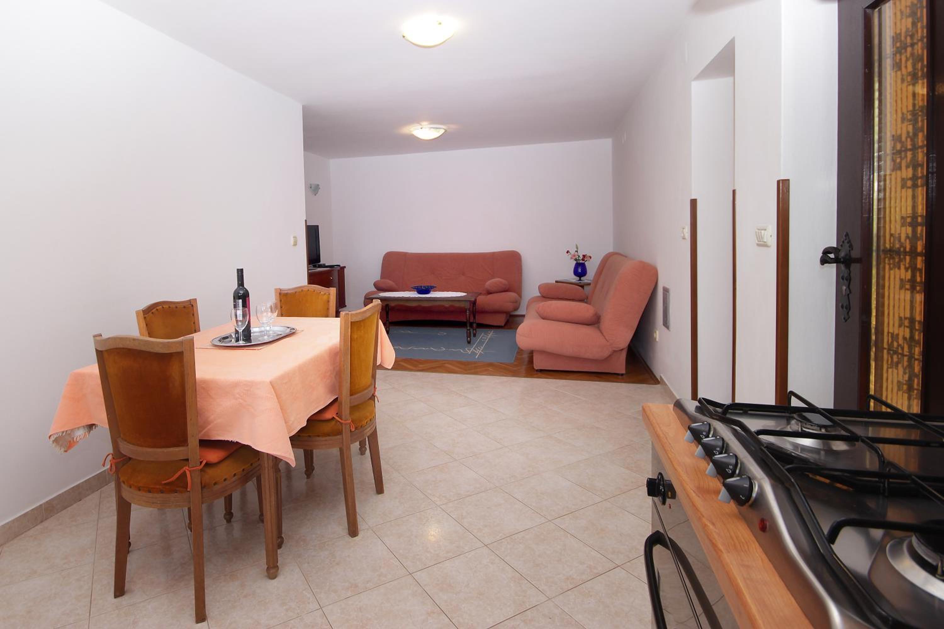 Apartment Solman view 4
