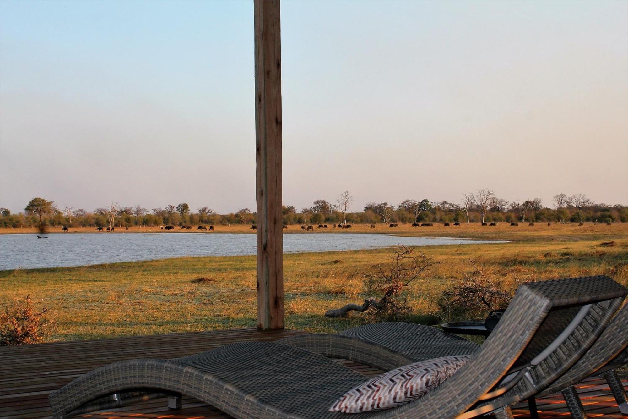 Nogatsaa Pans Chobe Lodge