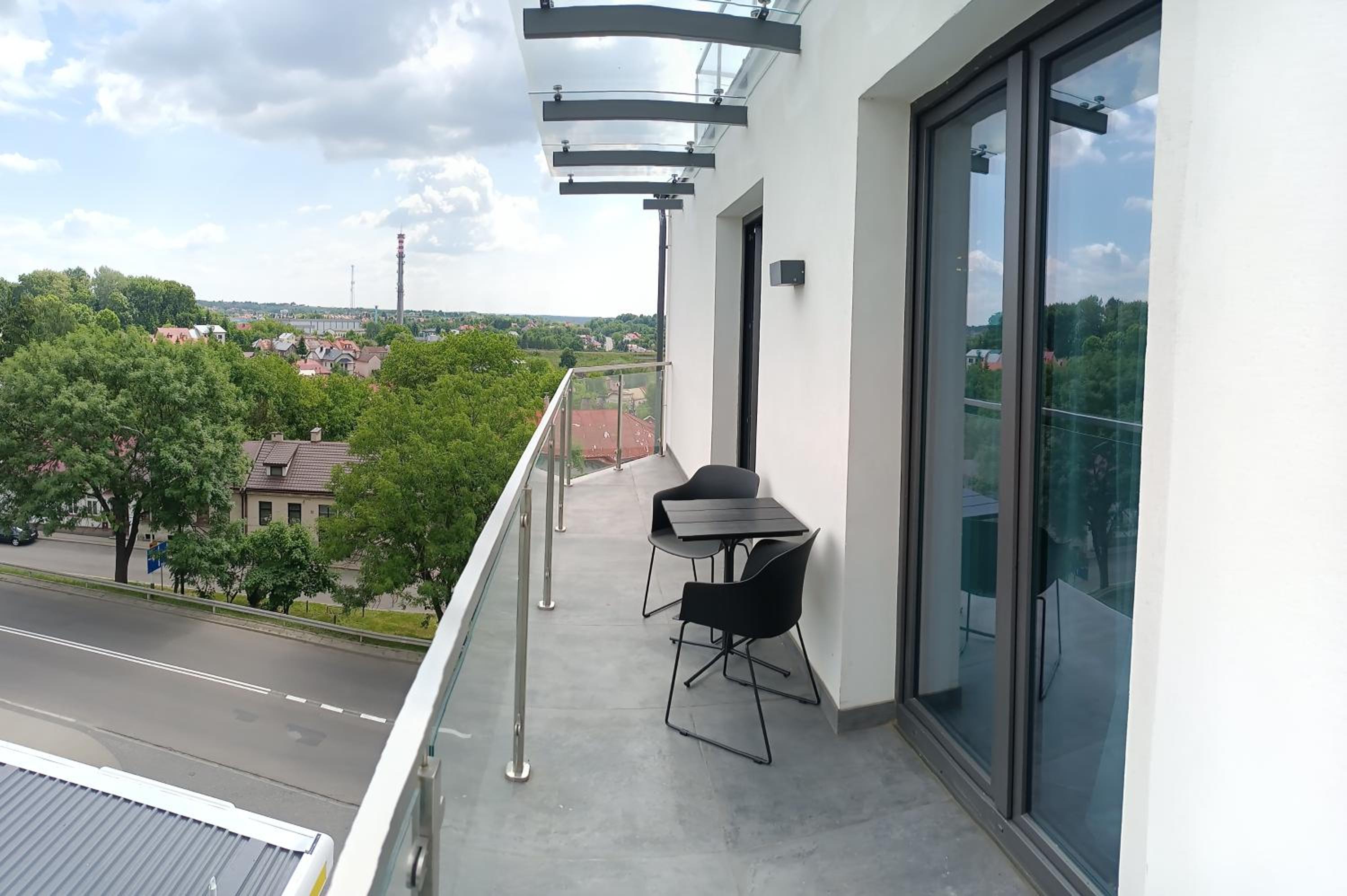 balcony