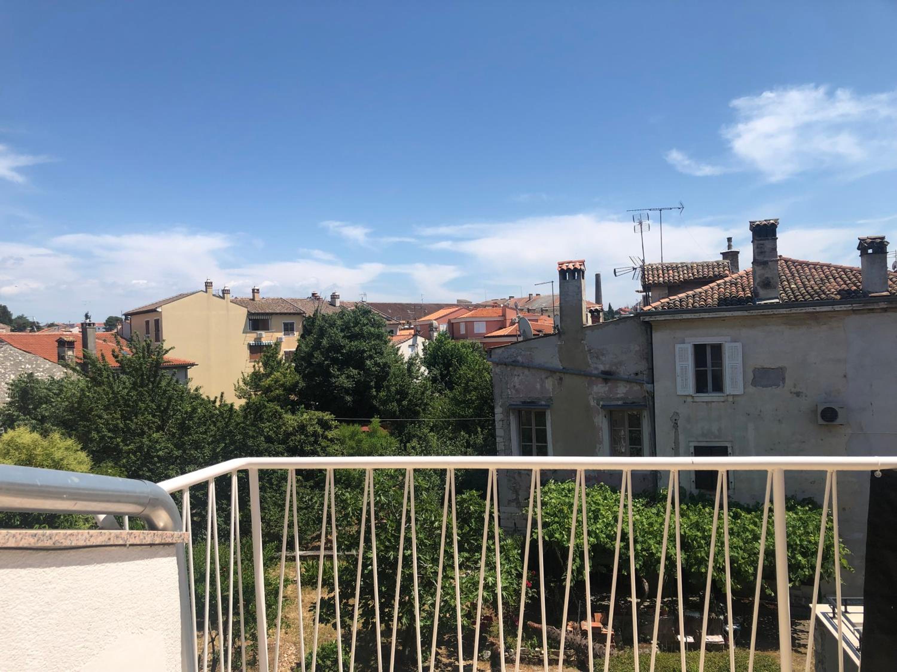 Hotel Guest House Marta - Image 1