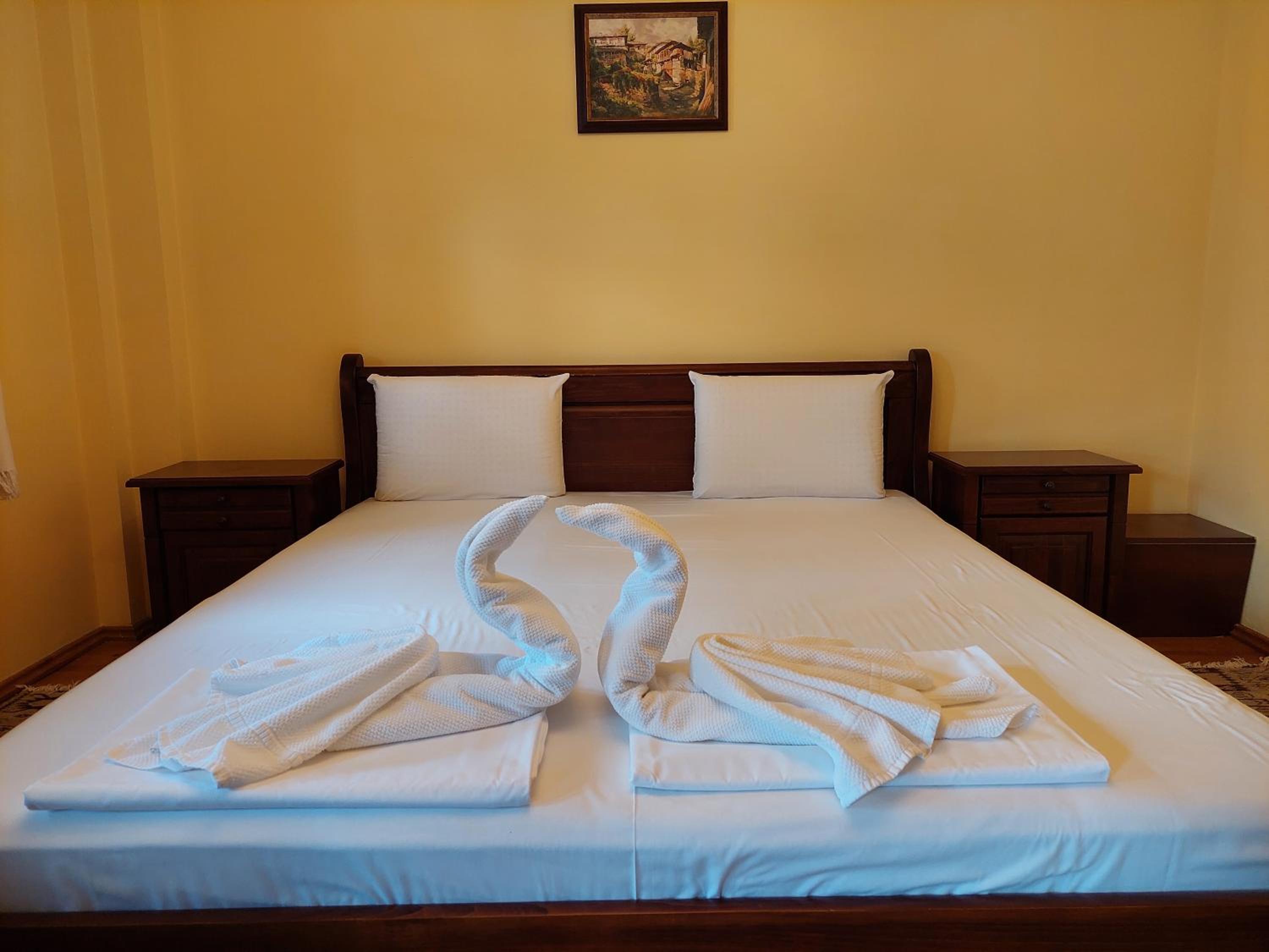 Guest Rooms Cheshmata