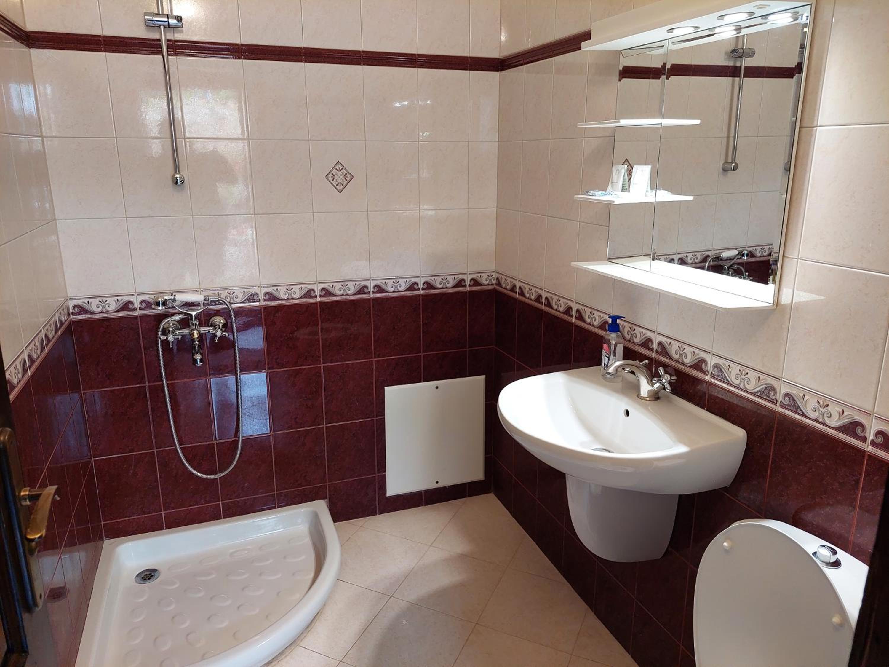 Guest Rooms Cheshmata
