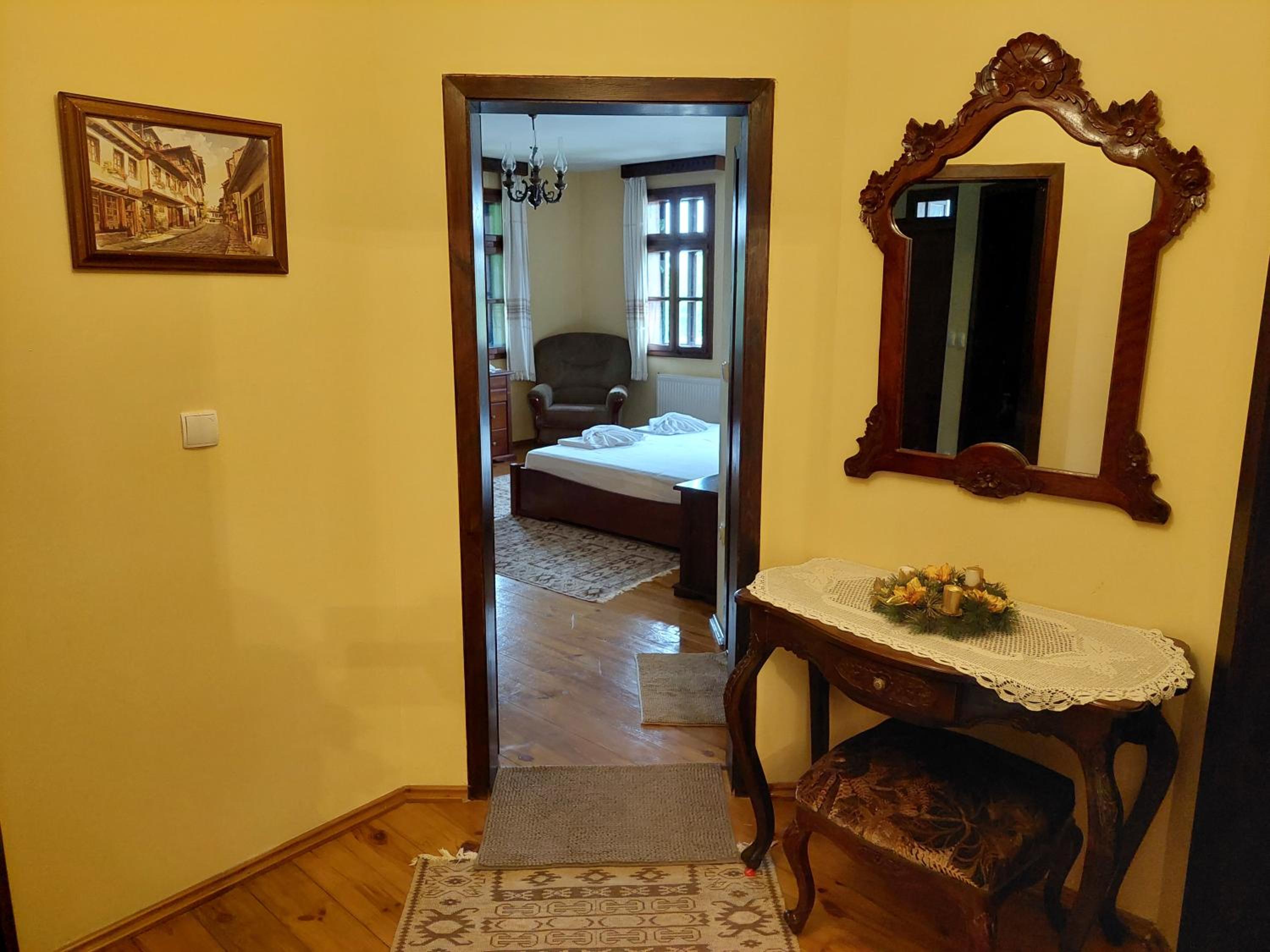 Guest Rooms Cheshmata