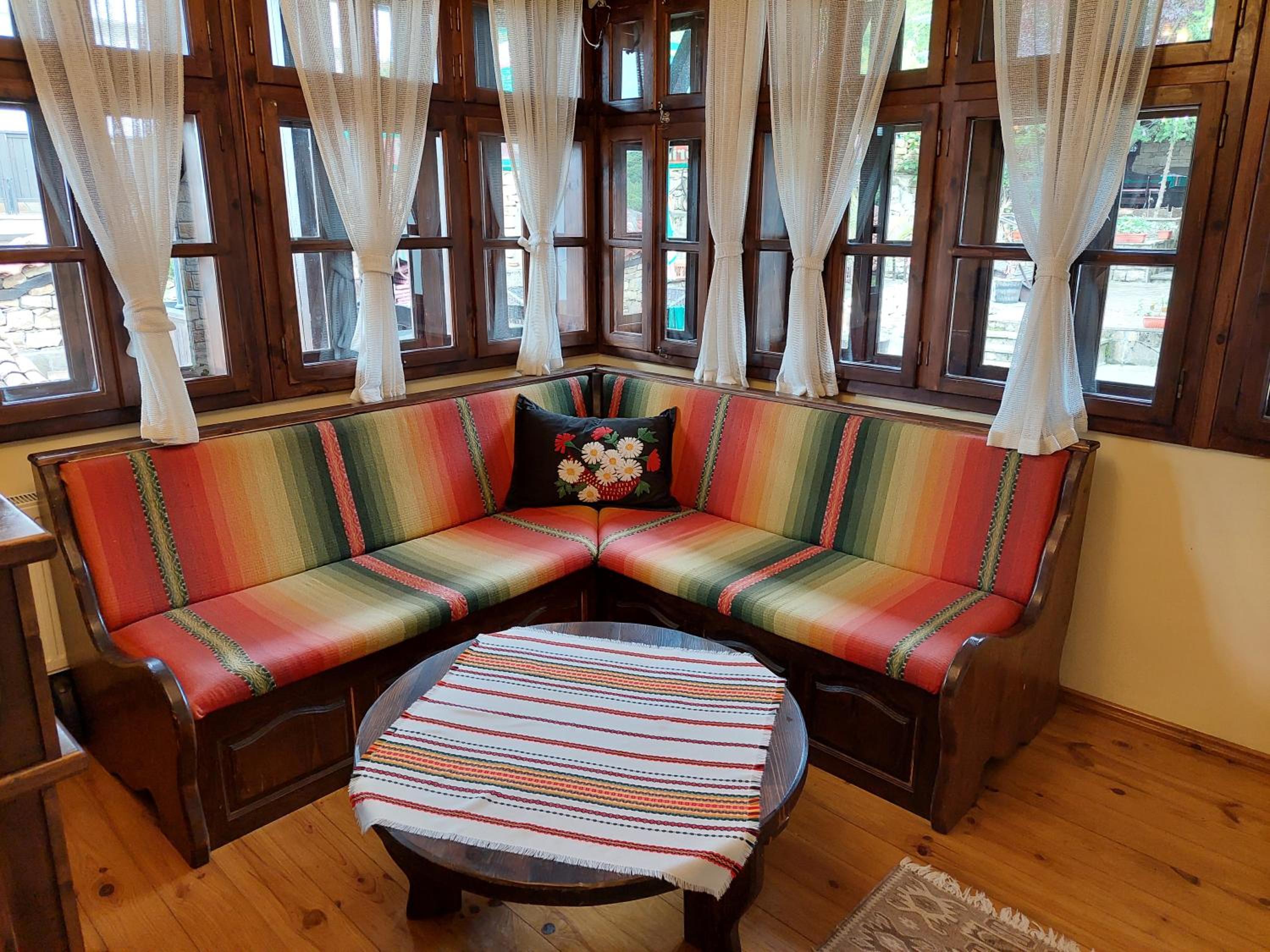 Guest Rooms Cheshmata