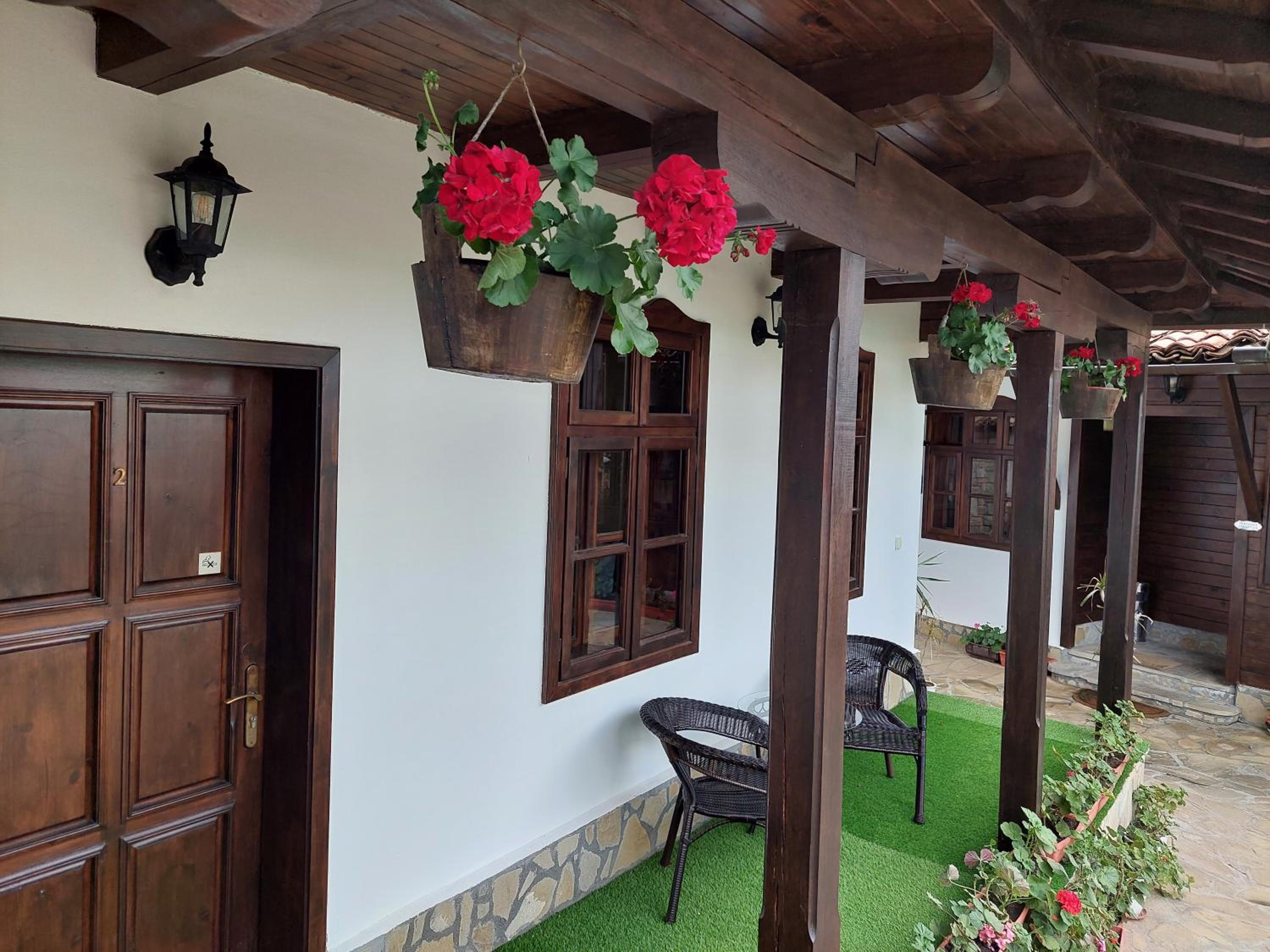 Guest Rooms Cheshmata