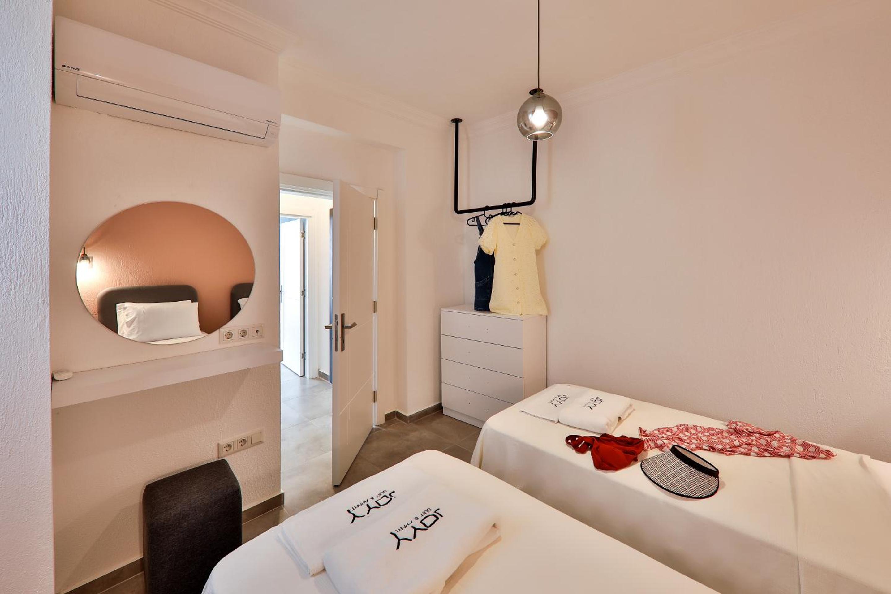 Joyy Suit Apart - Image 32