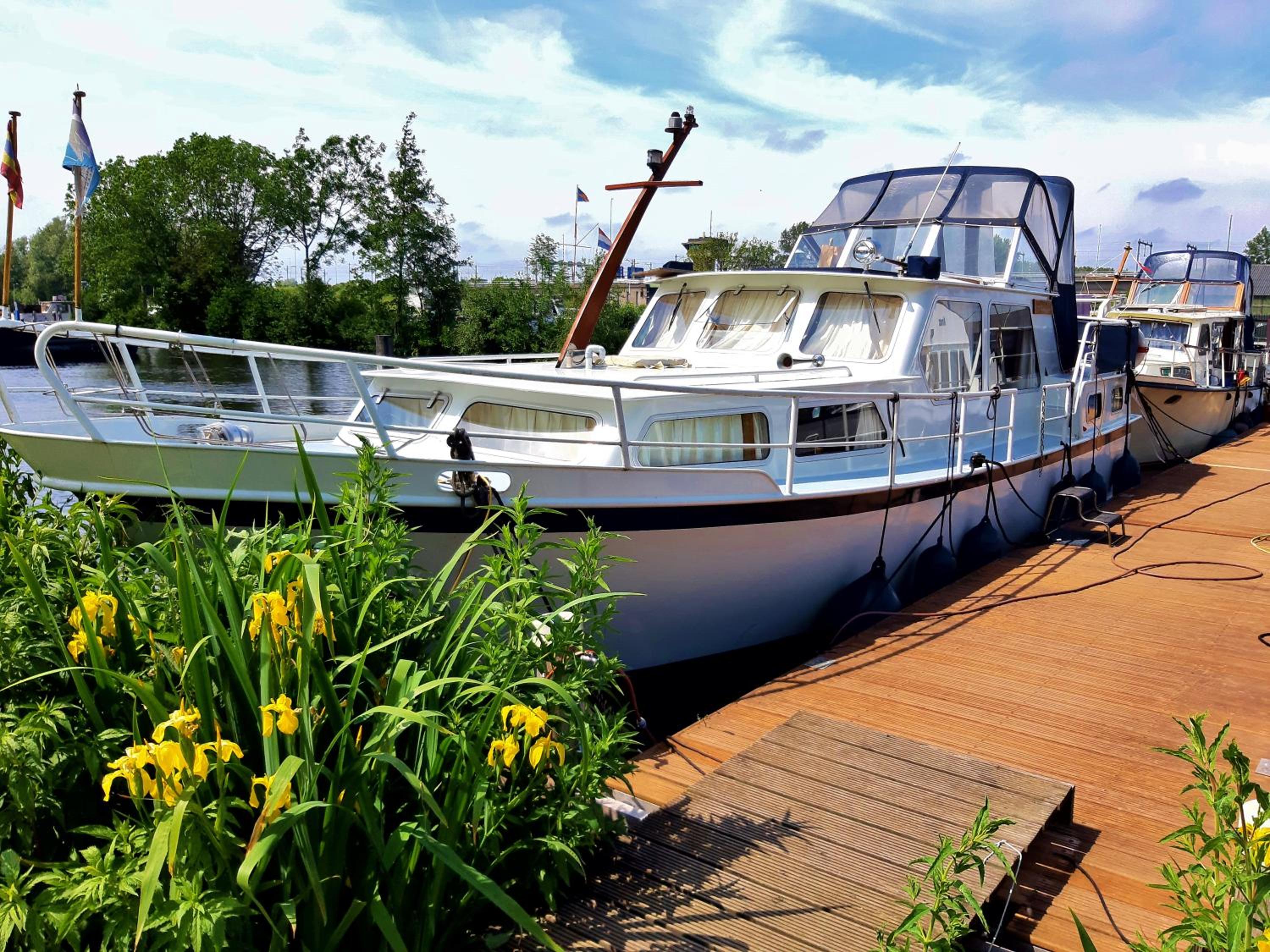 Motor Yacht Amstelle