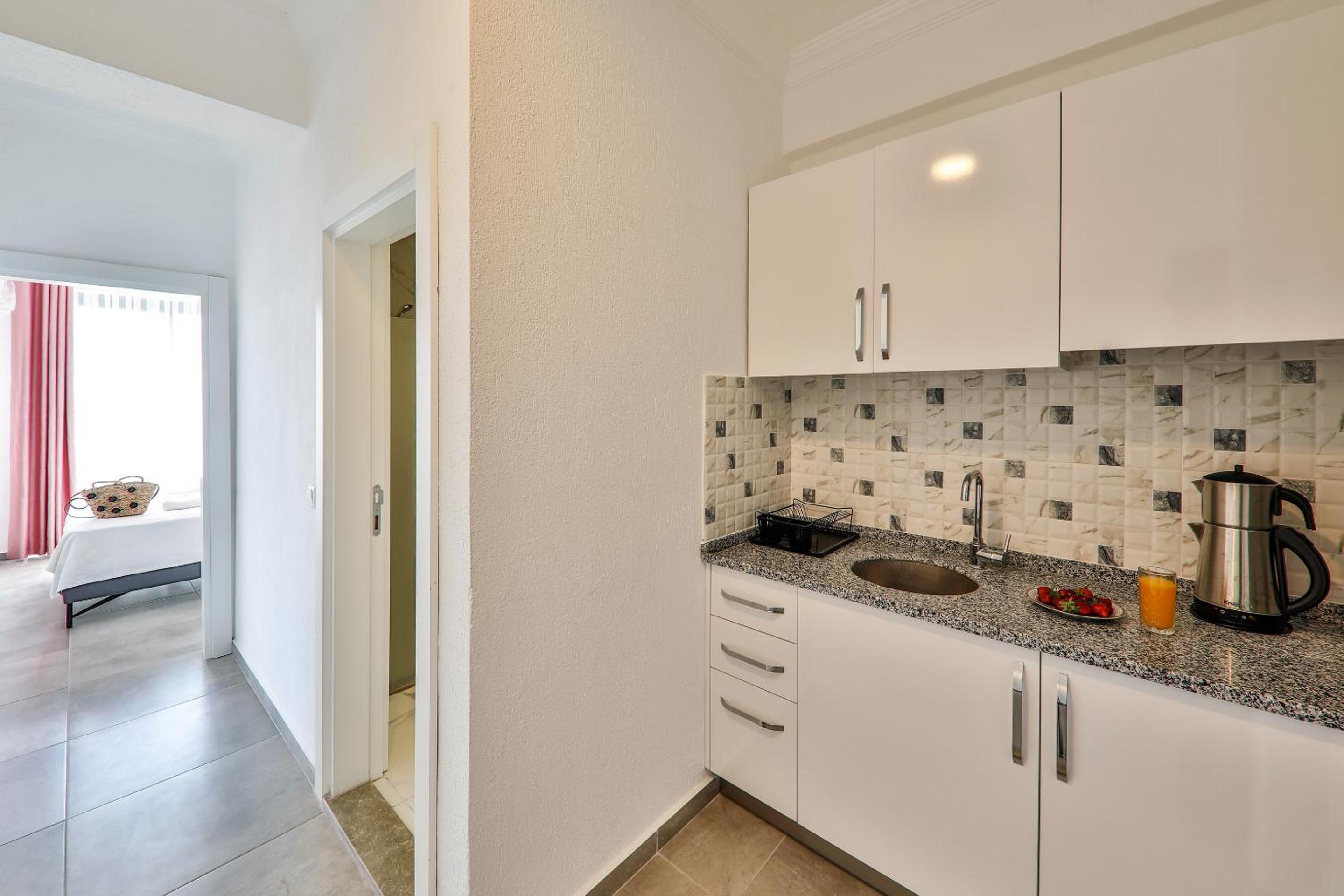 Joyy Suit Apart - Image 21