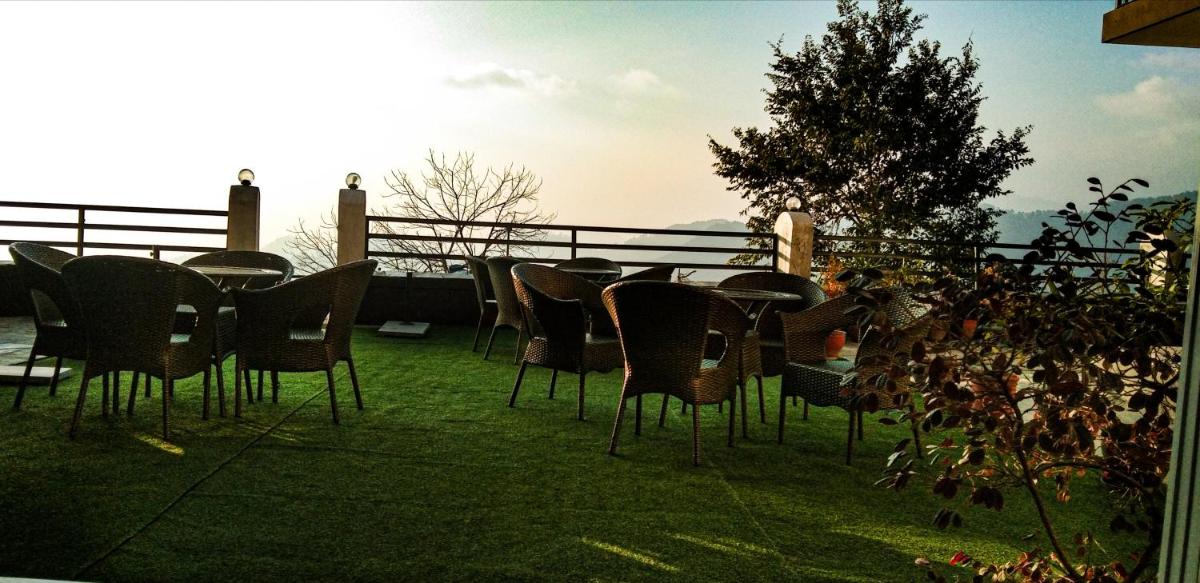 outdoor BBQ area