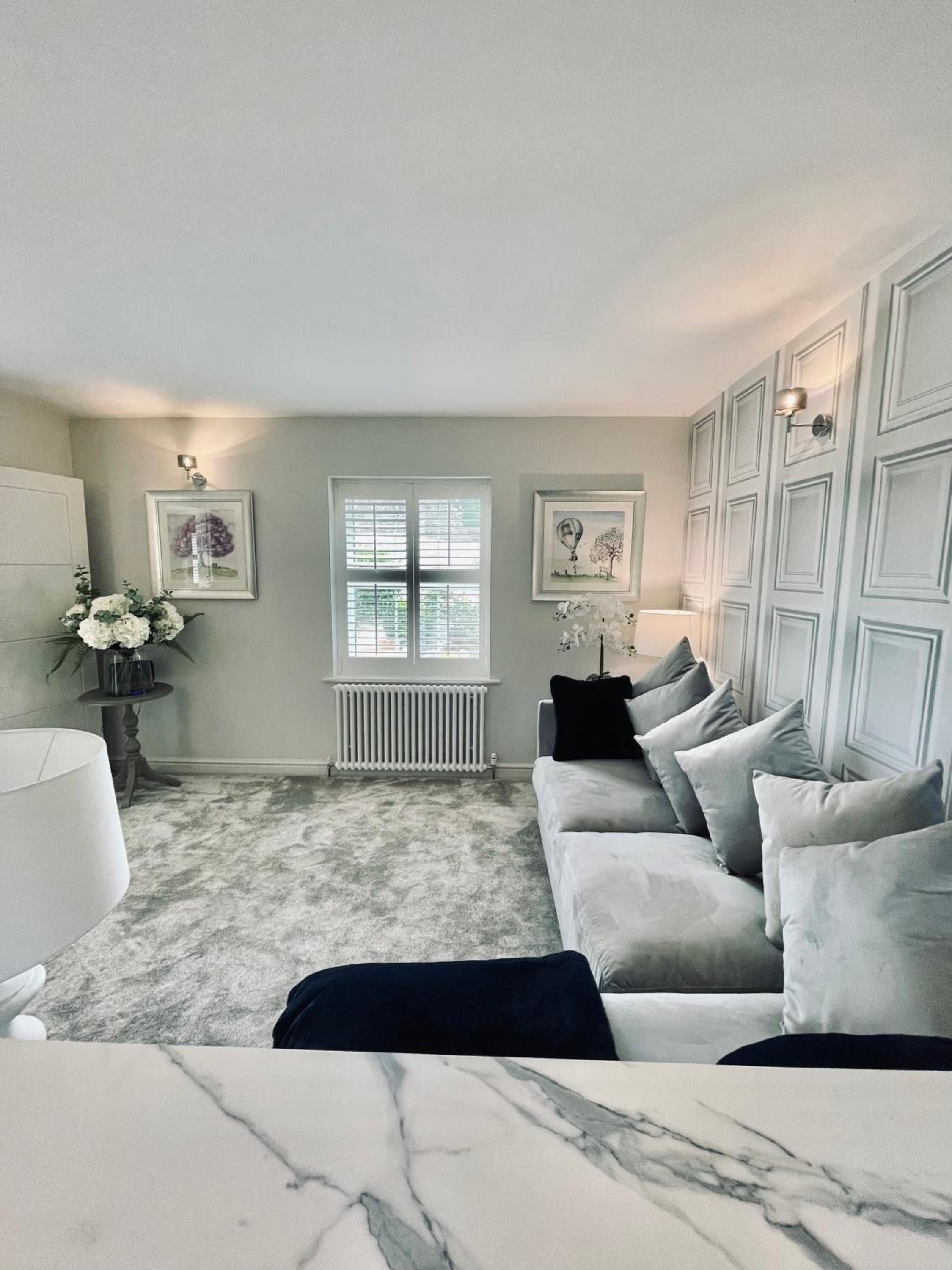 Cotswold Chic Retreats "Cloud Nine" Central Chipping Campden-Parking-Garden view 5