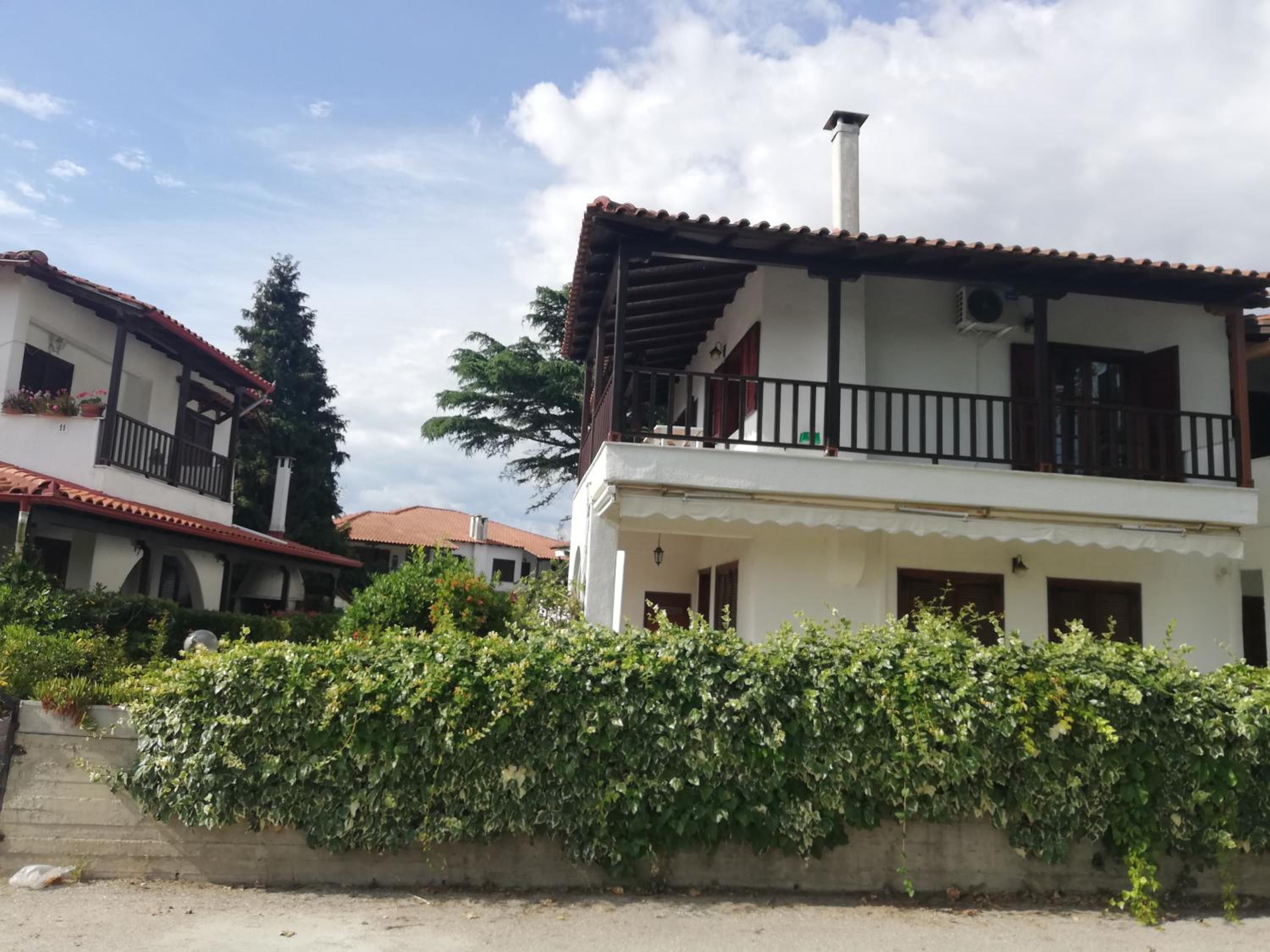 Archipelagos house