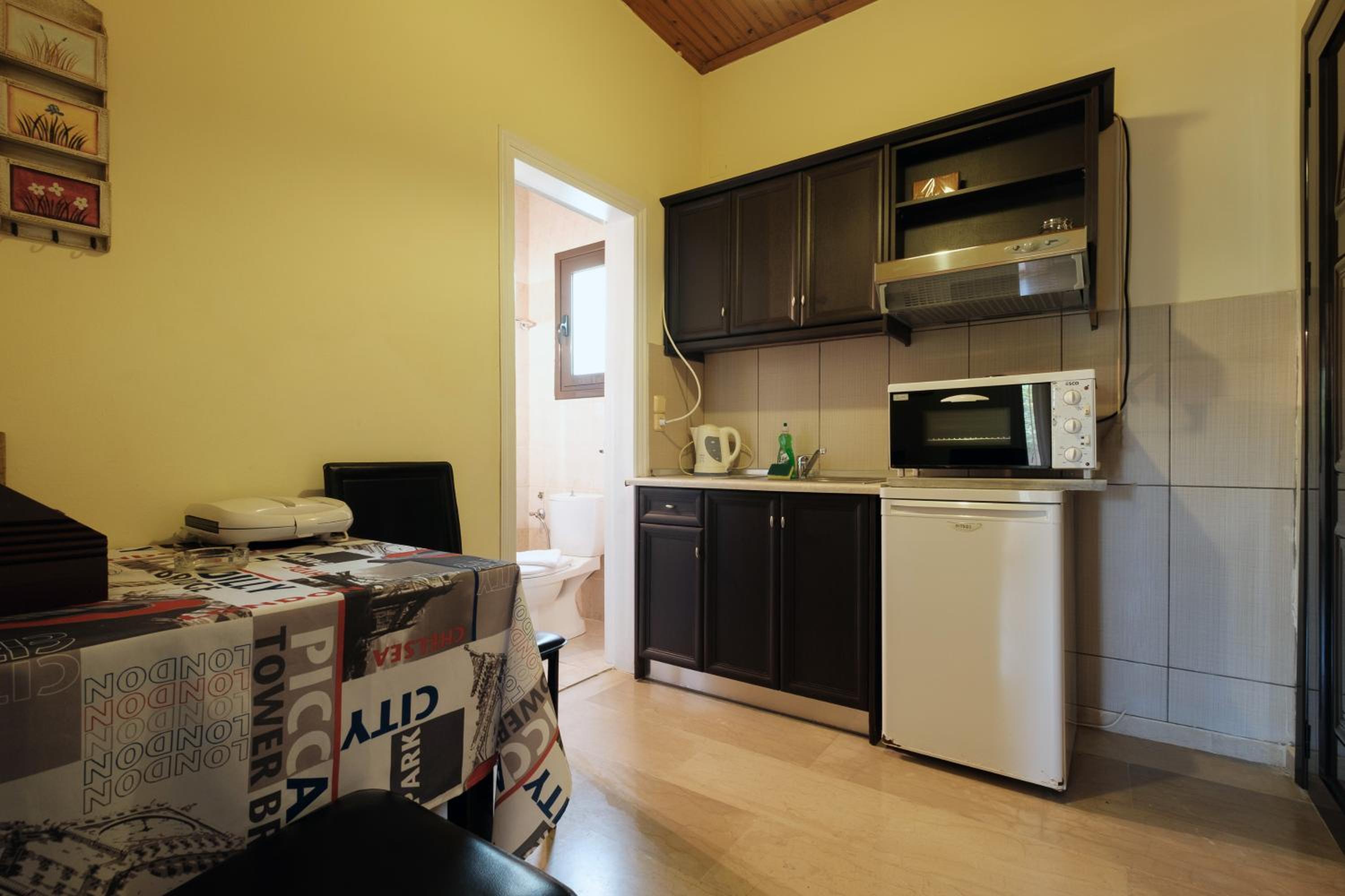 Erifili Apartments