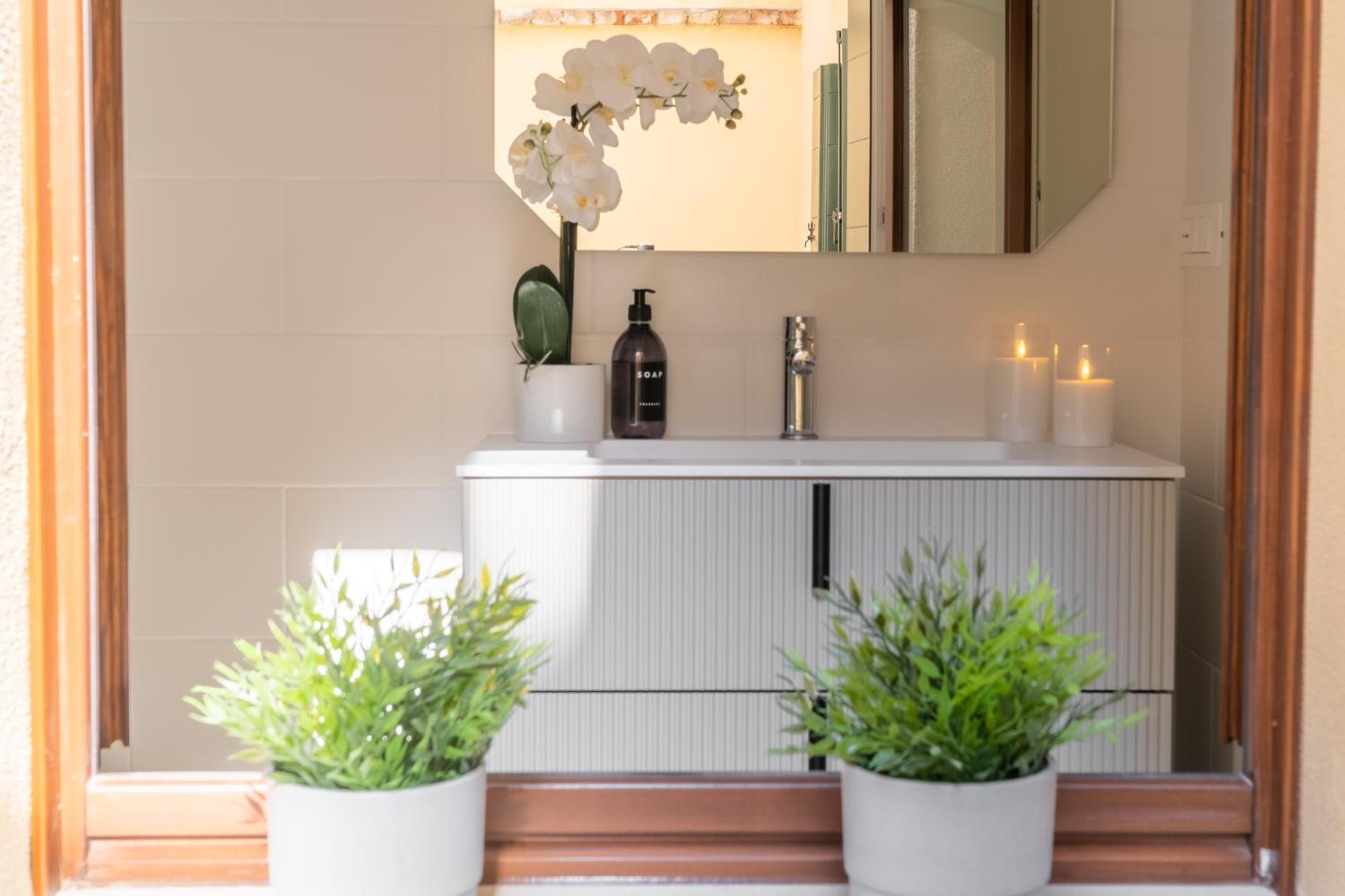 San Giacomo dall'Orio Garden Apartment R&R