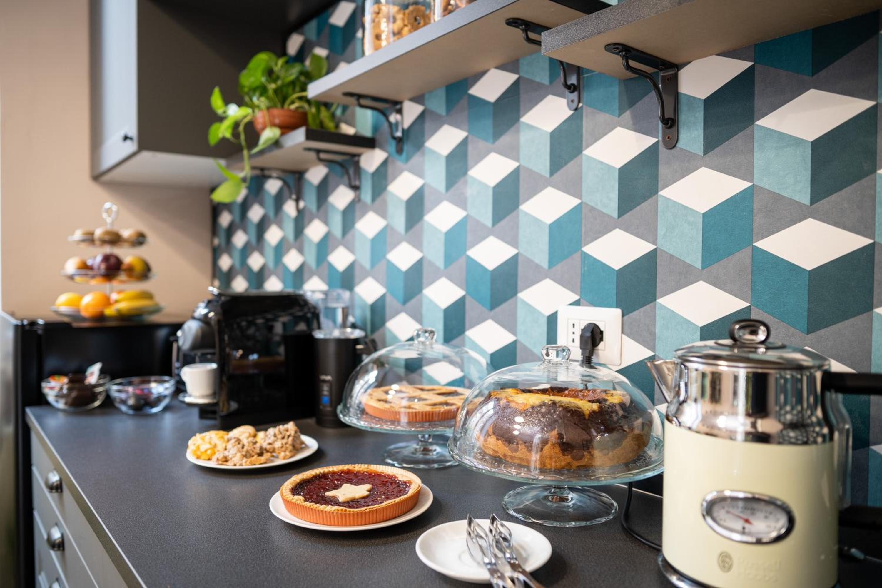 Sweet Home Pigneto Guest House