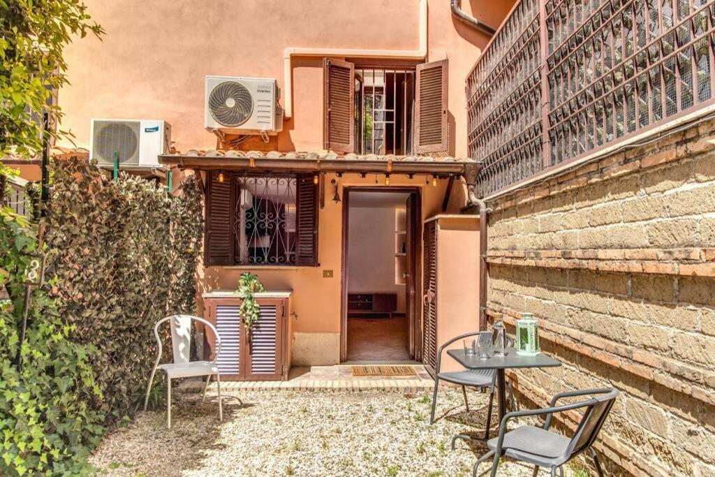 FRESH HOUSE DORIA PAMPHILI