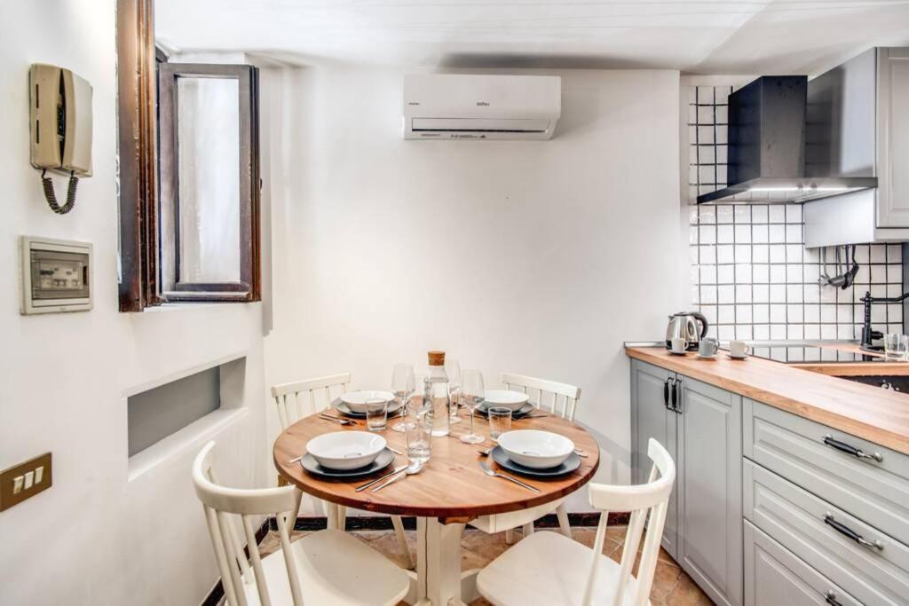 FRESH HOUSE DORIA PAMPHILI