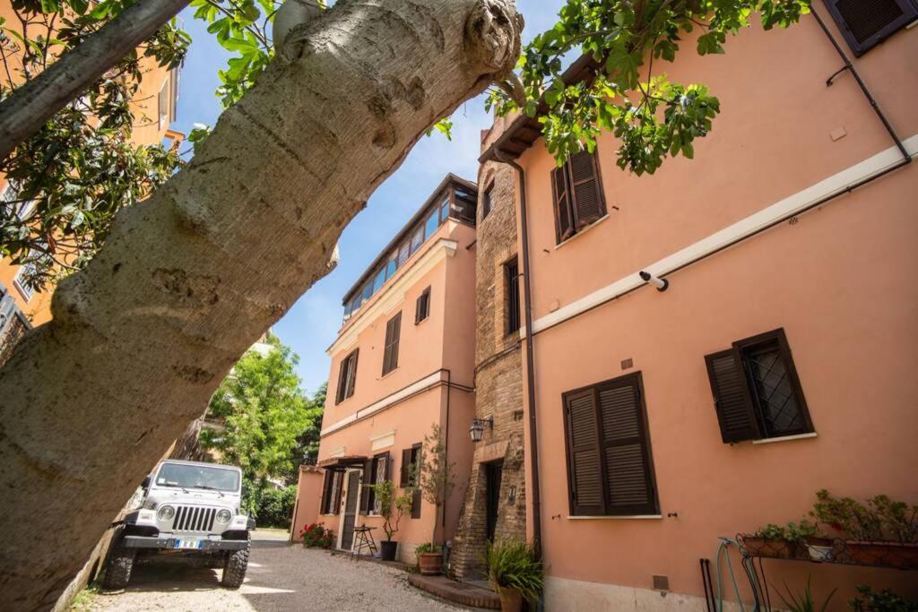 FRESH HOUSE DORIA PAMPHILI