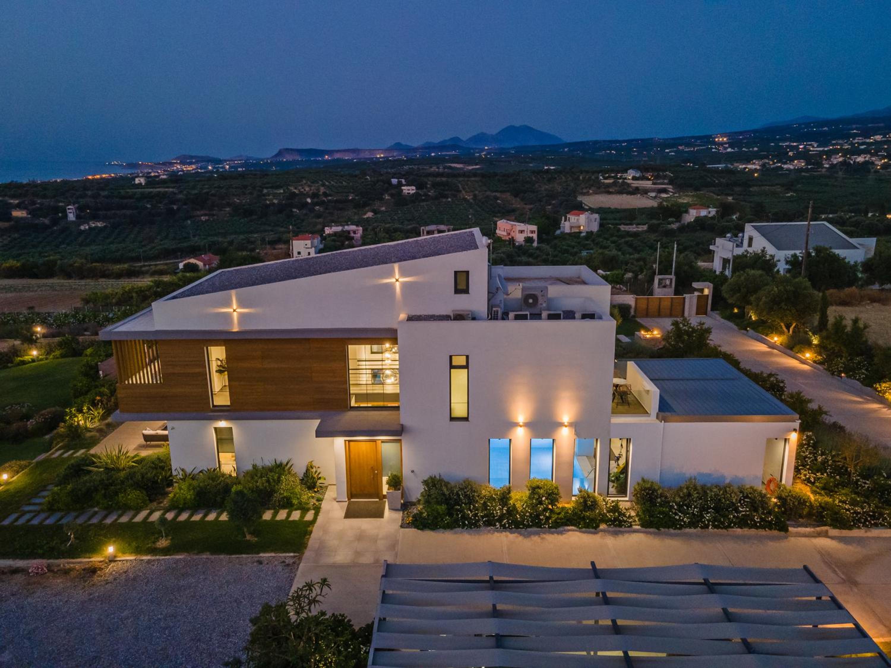 Luxury Villa Orizontes with Private Outdoor & Heated Indoor Pool, Hot Tub & Gym view 5