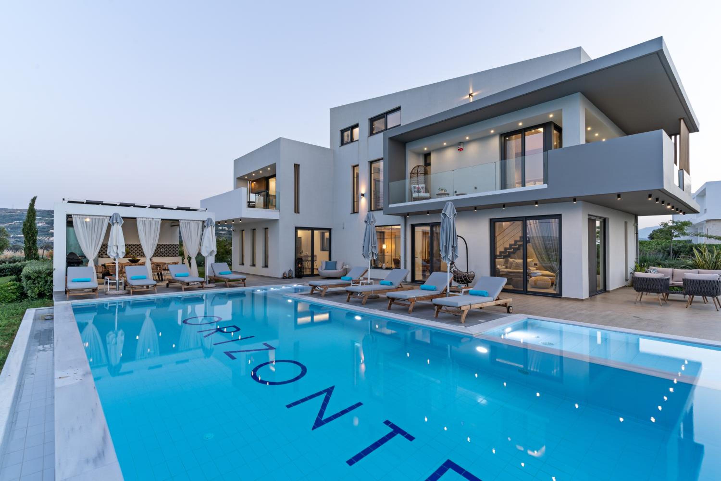 Luxury Villa Orizontes with Private Outdoor & Heated Indoor Pool, Hot Tub & Gym view 3