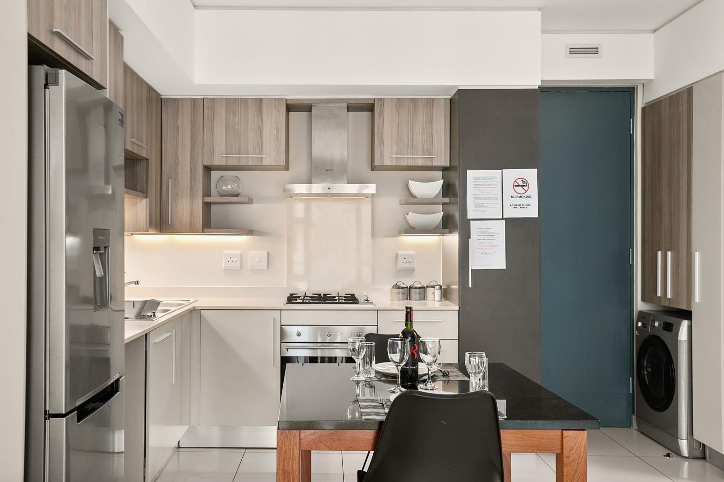 Easy Stay - The Tyrwhitt Rosebank
