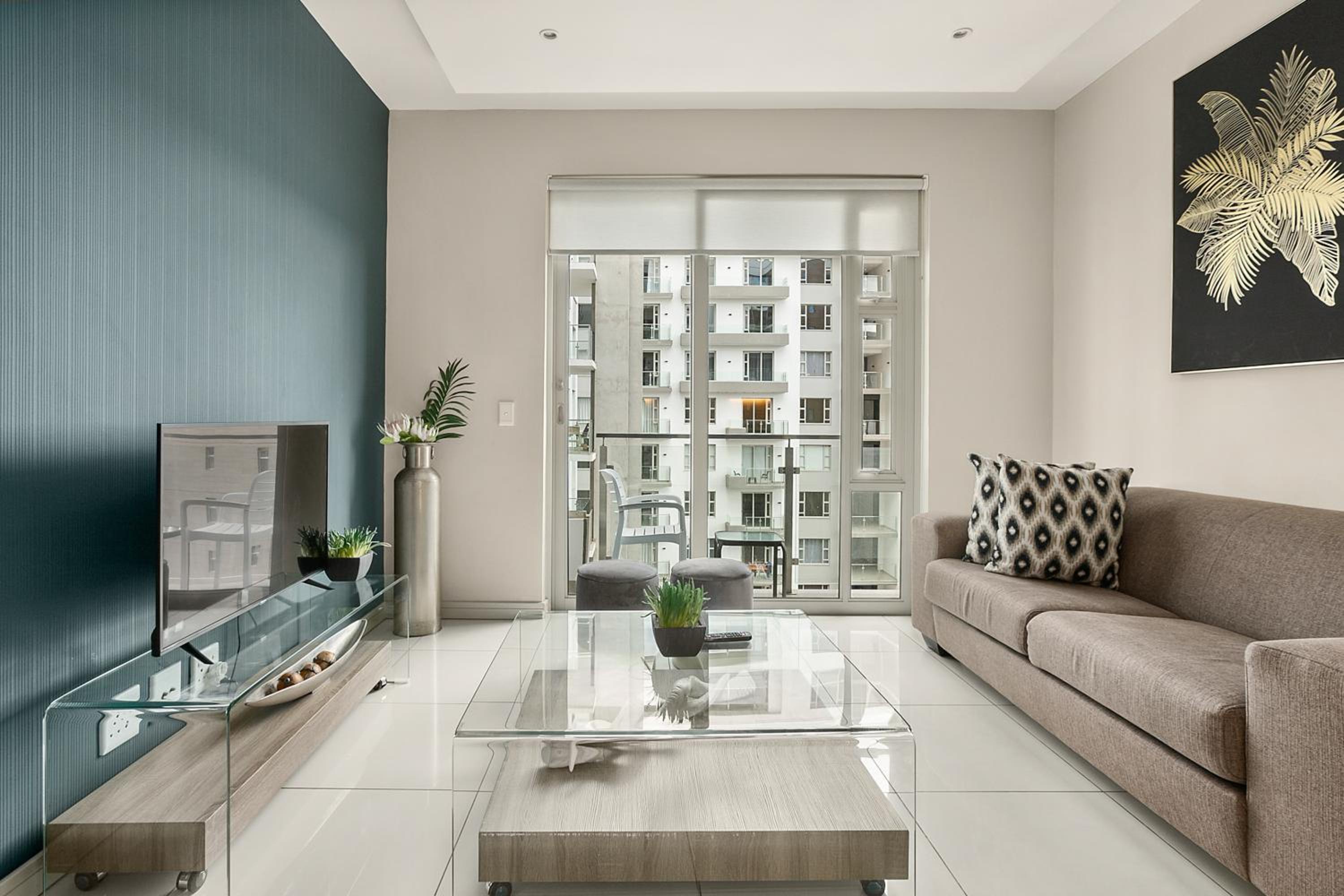 Easy Stay - The Tyrwhitt Rosebank