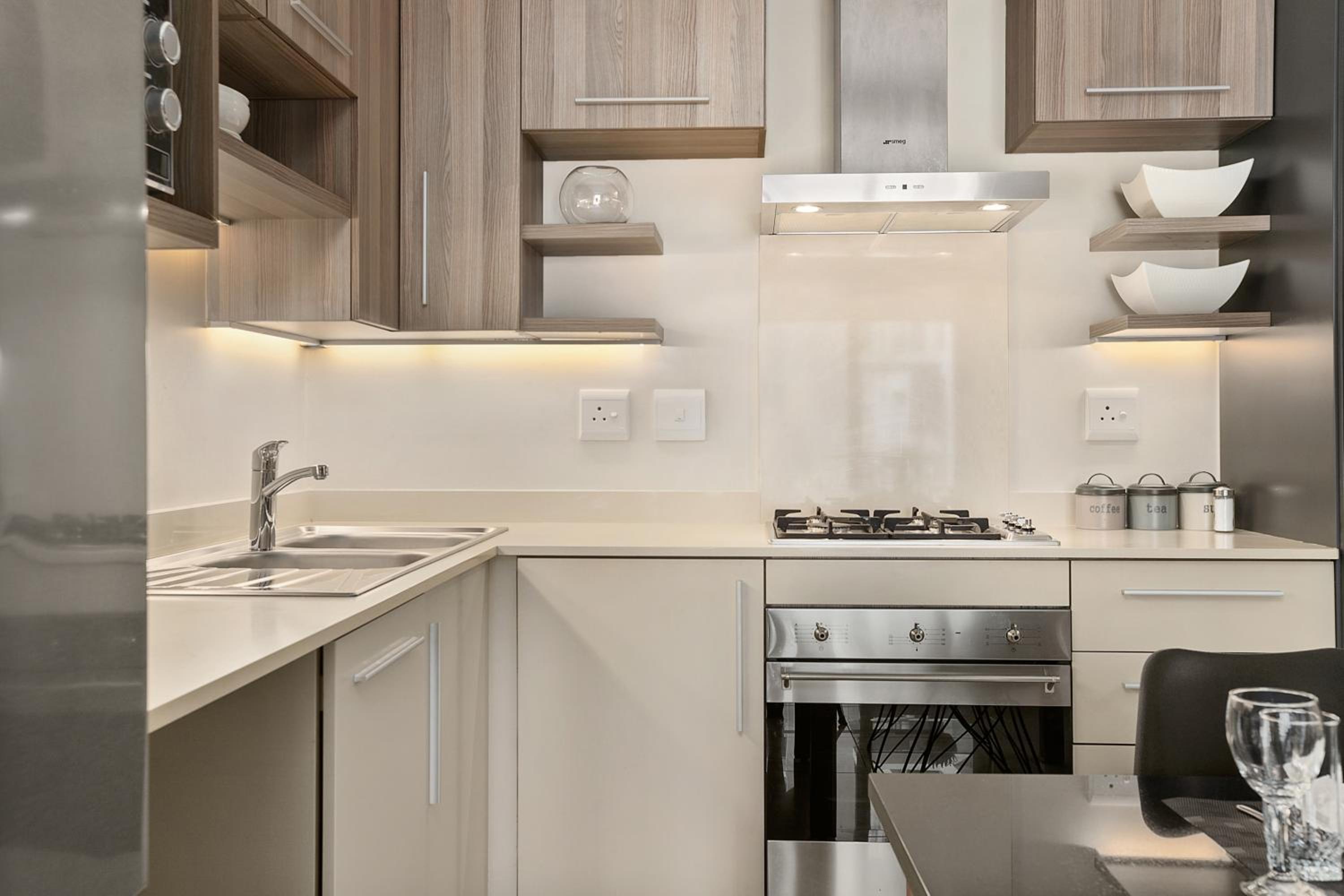 Easy Stay - The Tyrwhitt Rosebank