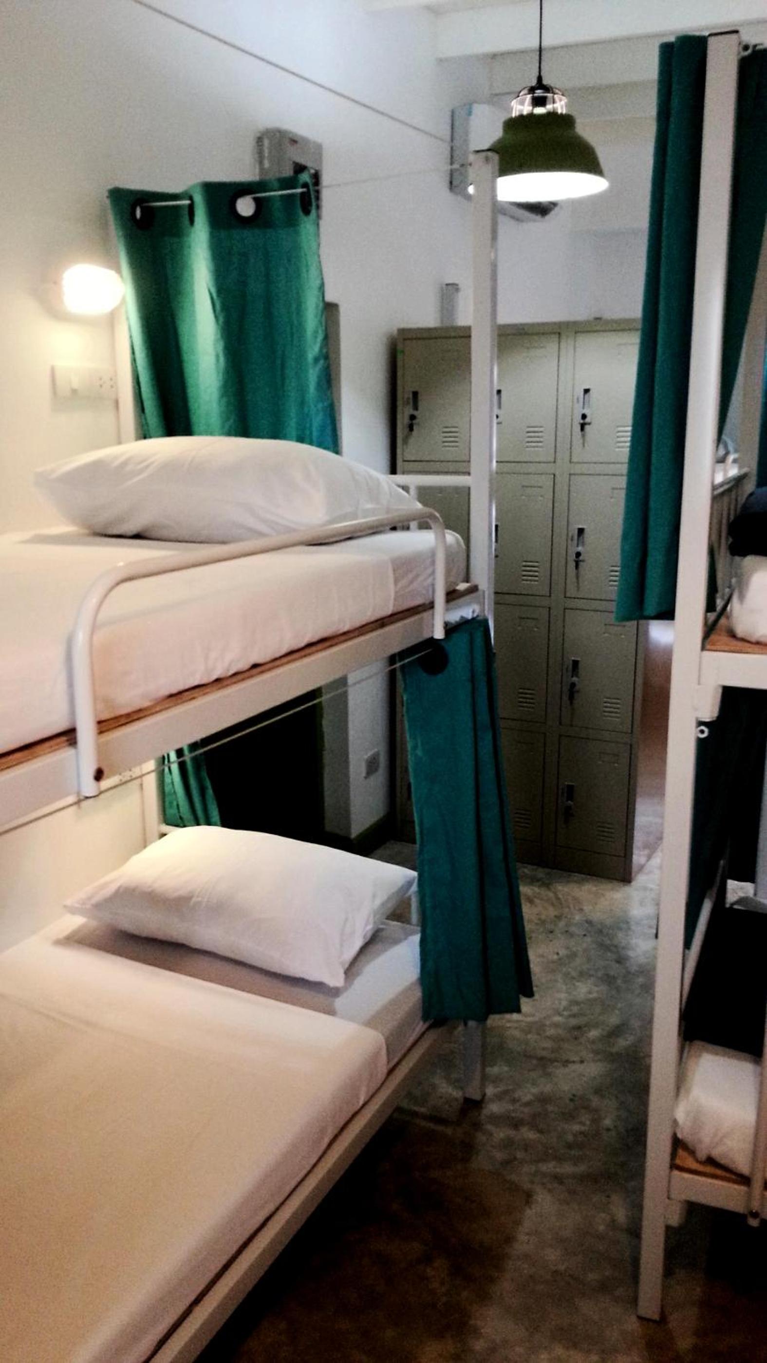 PLOY Hostel