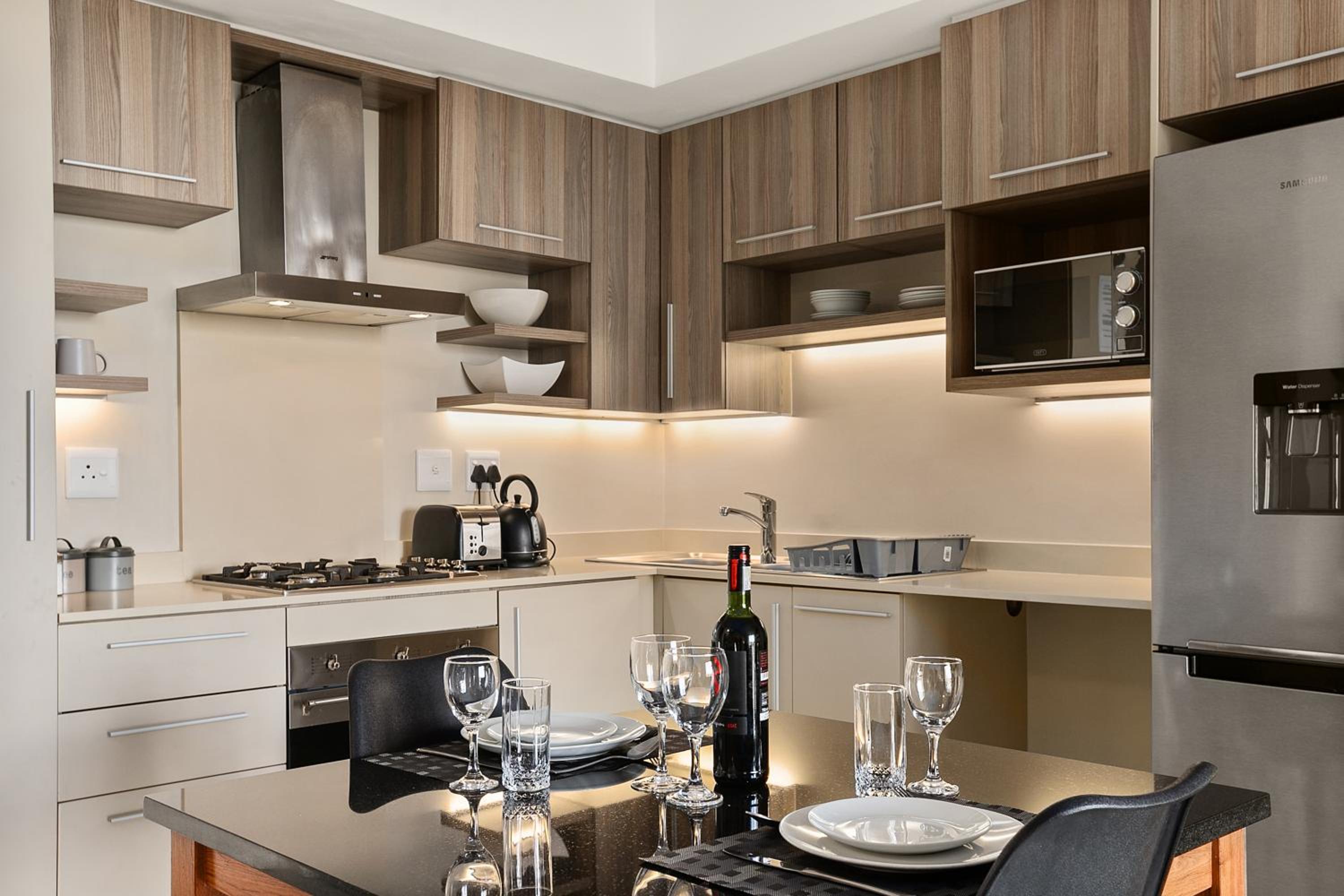 Easy Stay - The Tyrwhitt Rosebank